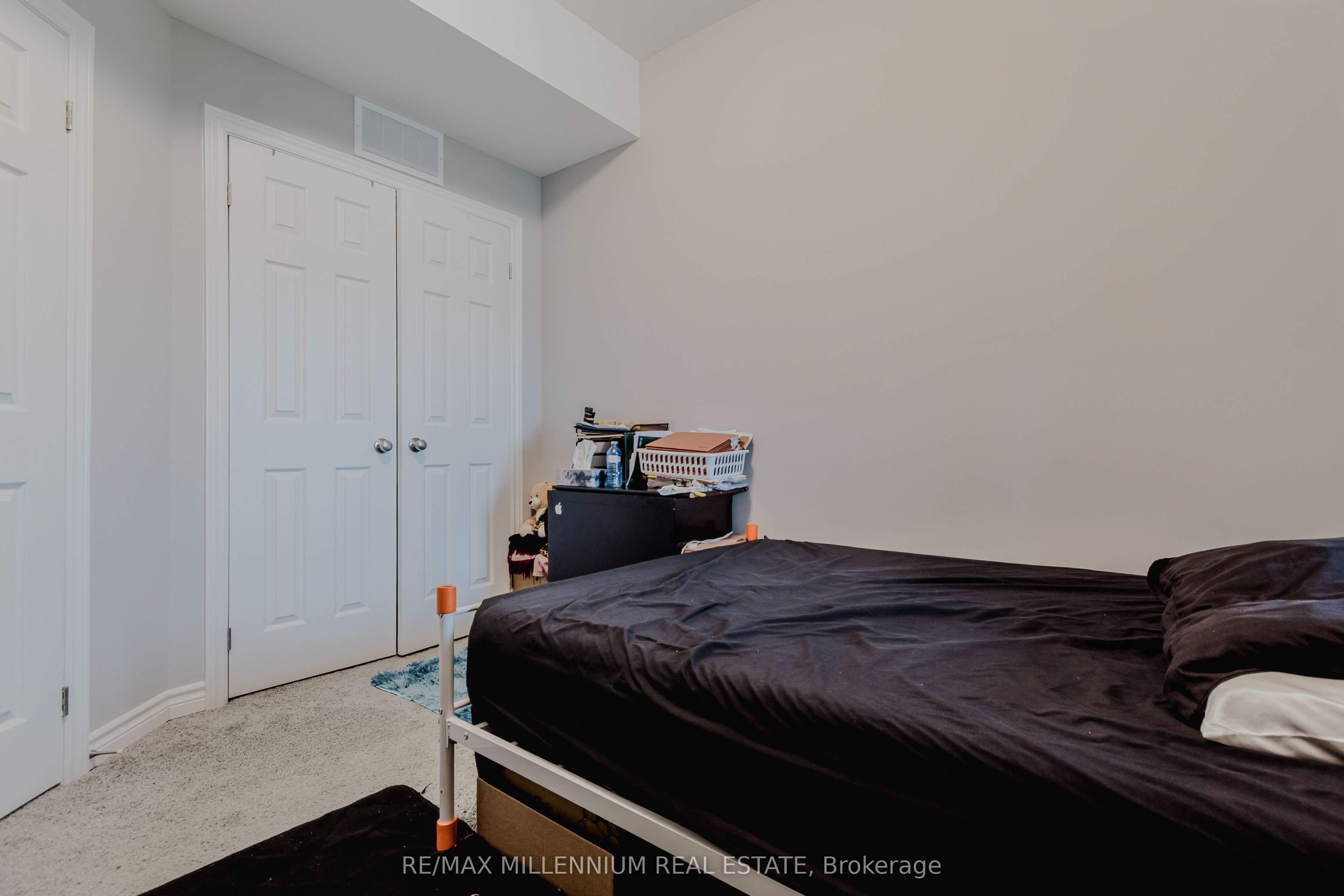 98 Lomond Lane N Property Photo 31