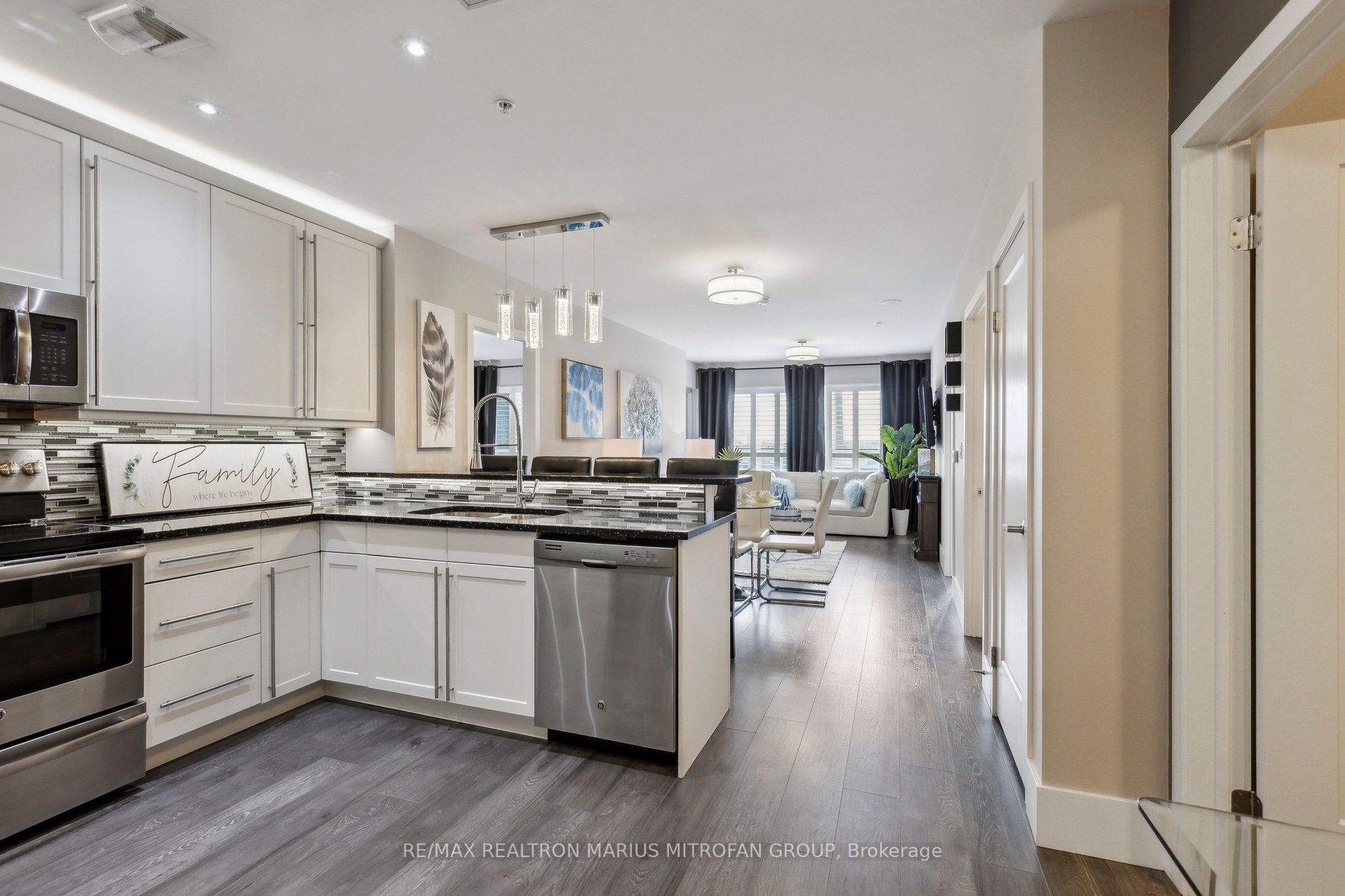 1 Victoria Street S 613 Property Photo 5