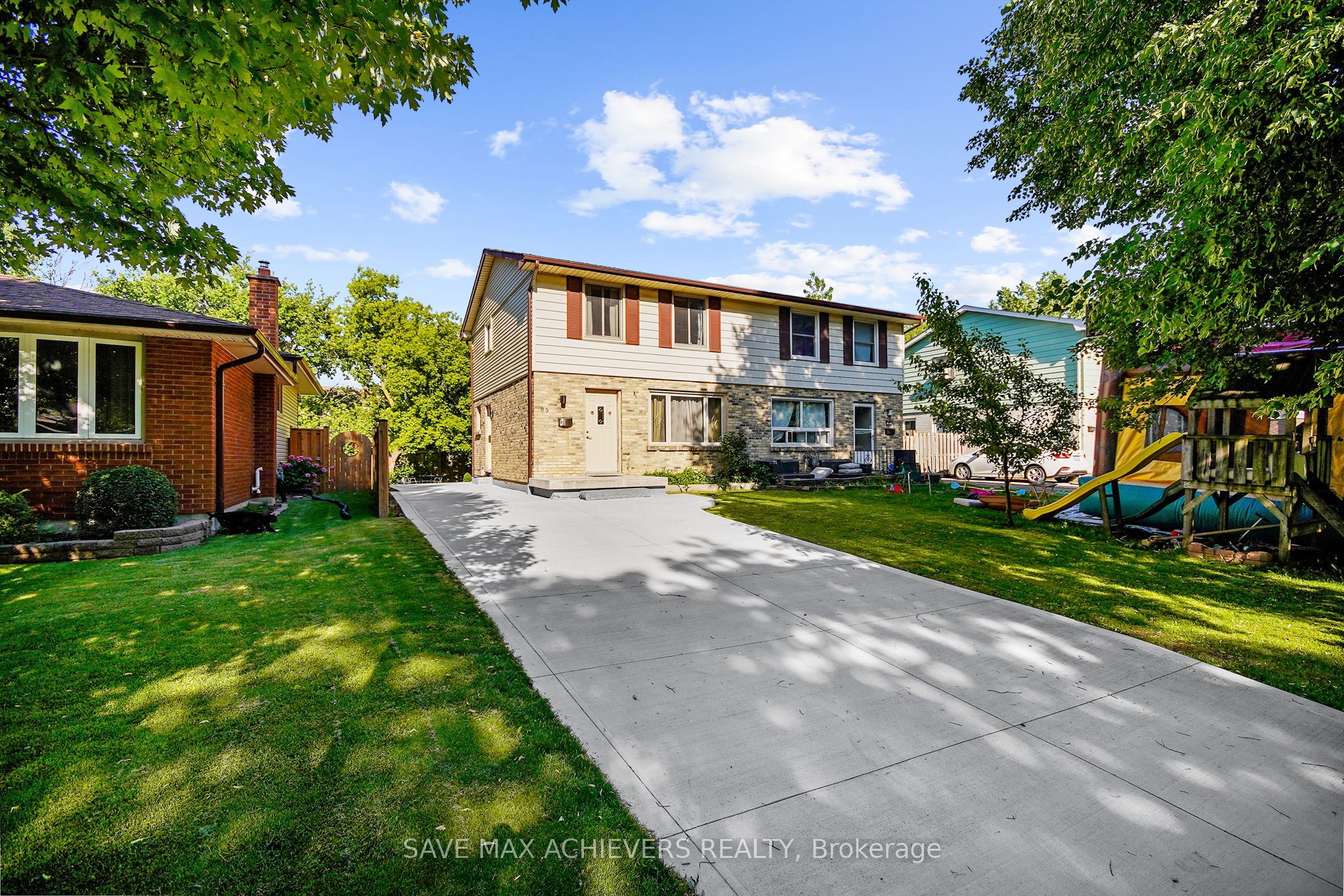 85 Kintail Cres Property Photo 1
