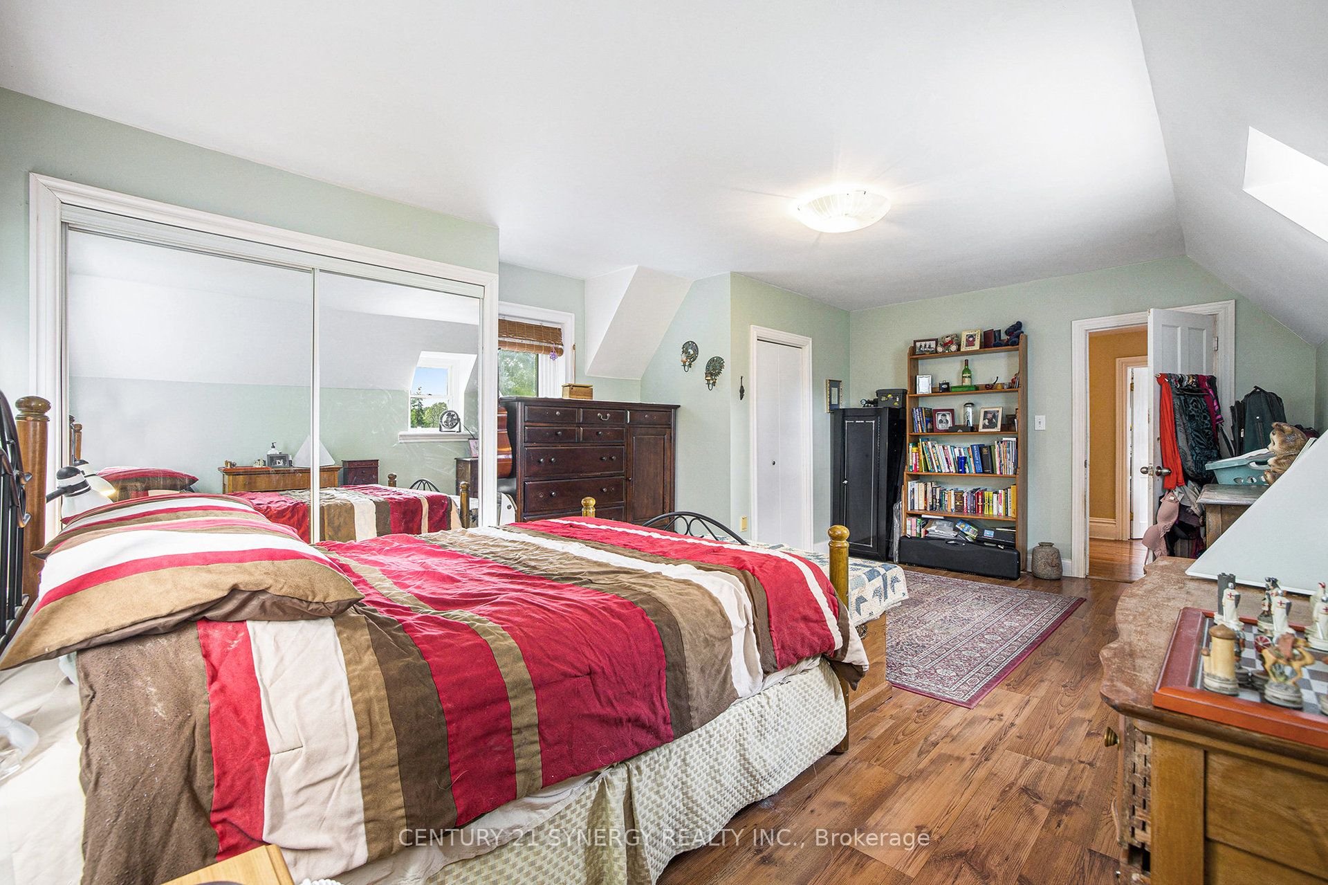 146 Wolford Ctr Centre Property Photo 21