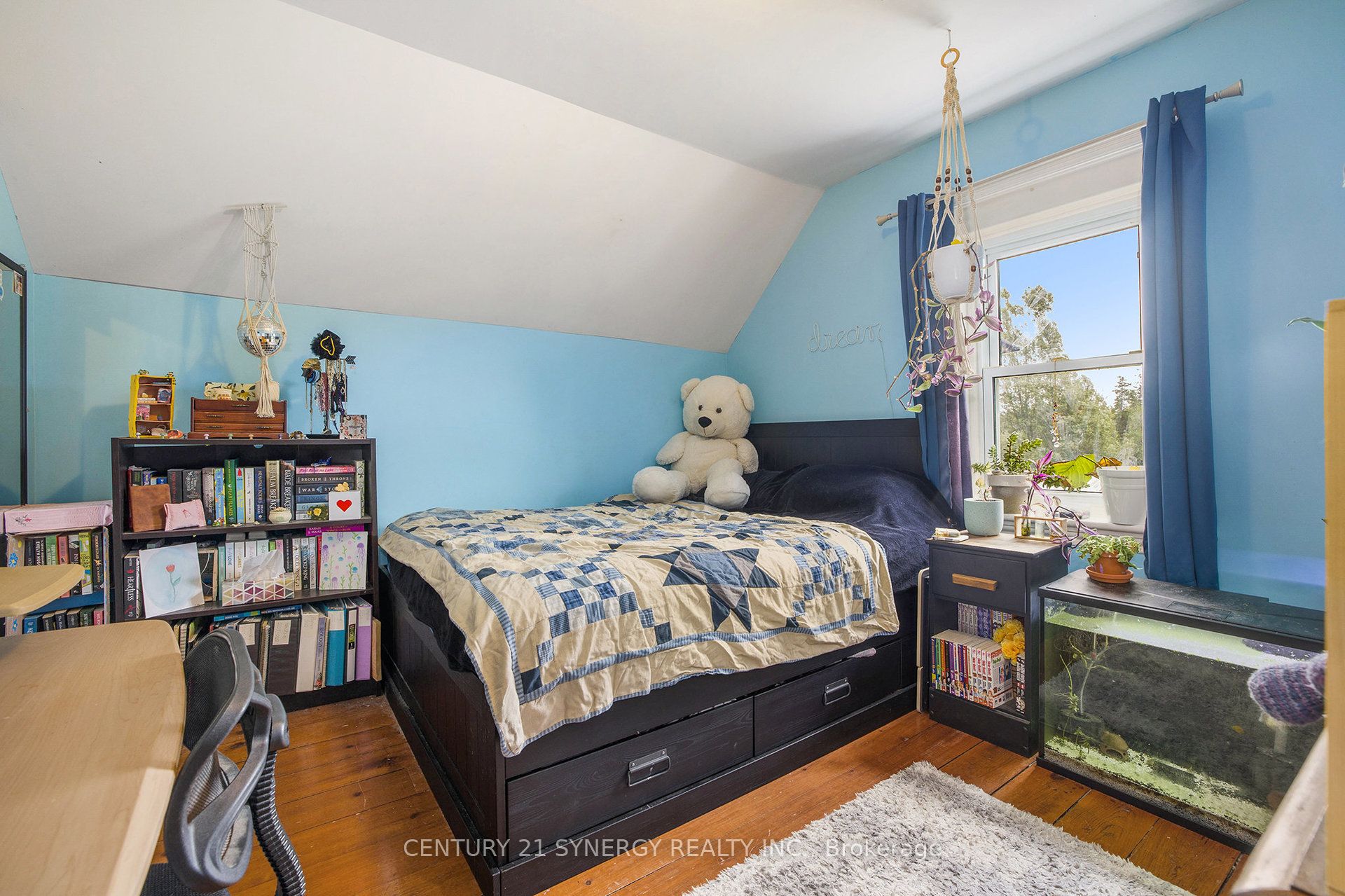 146 Wolford Ctr Centre Property Photo 23