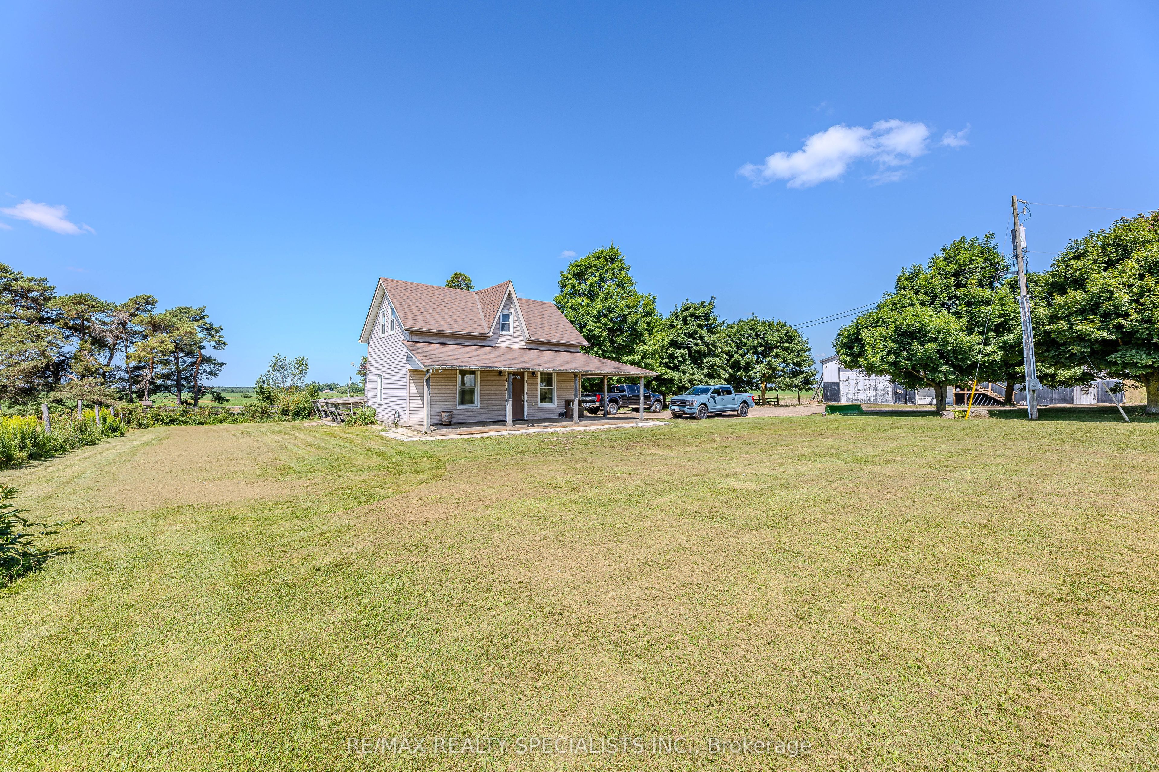 394084 County Road 12 N/a Property Photo 12