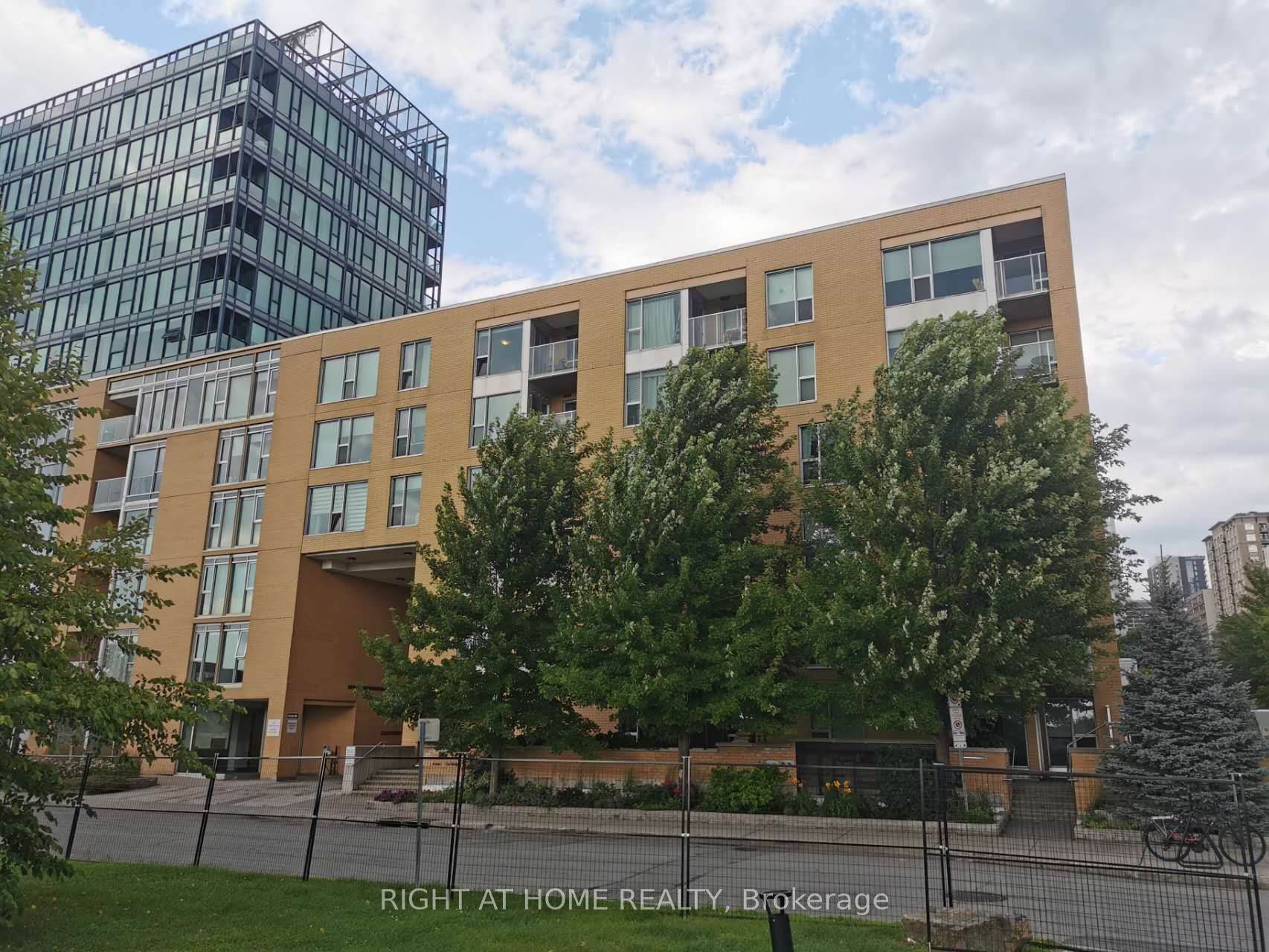 250 Lett Street 117