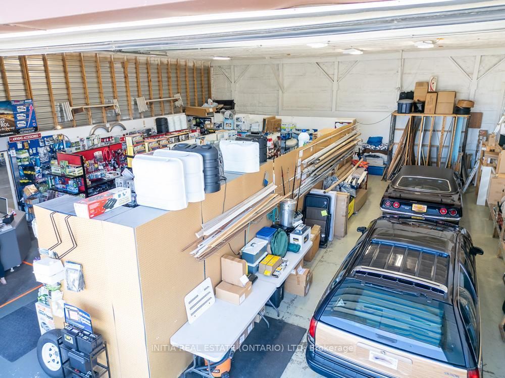 9450 Longwoods Road Property Photo 43