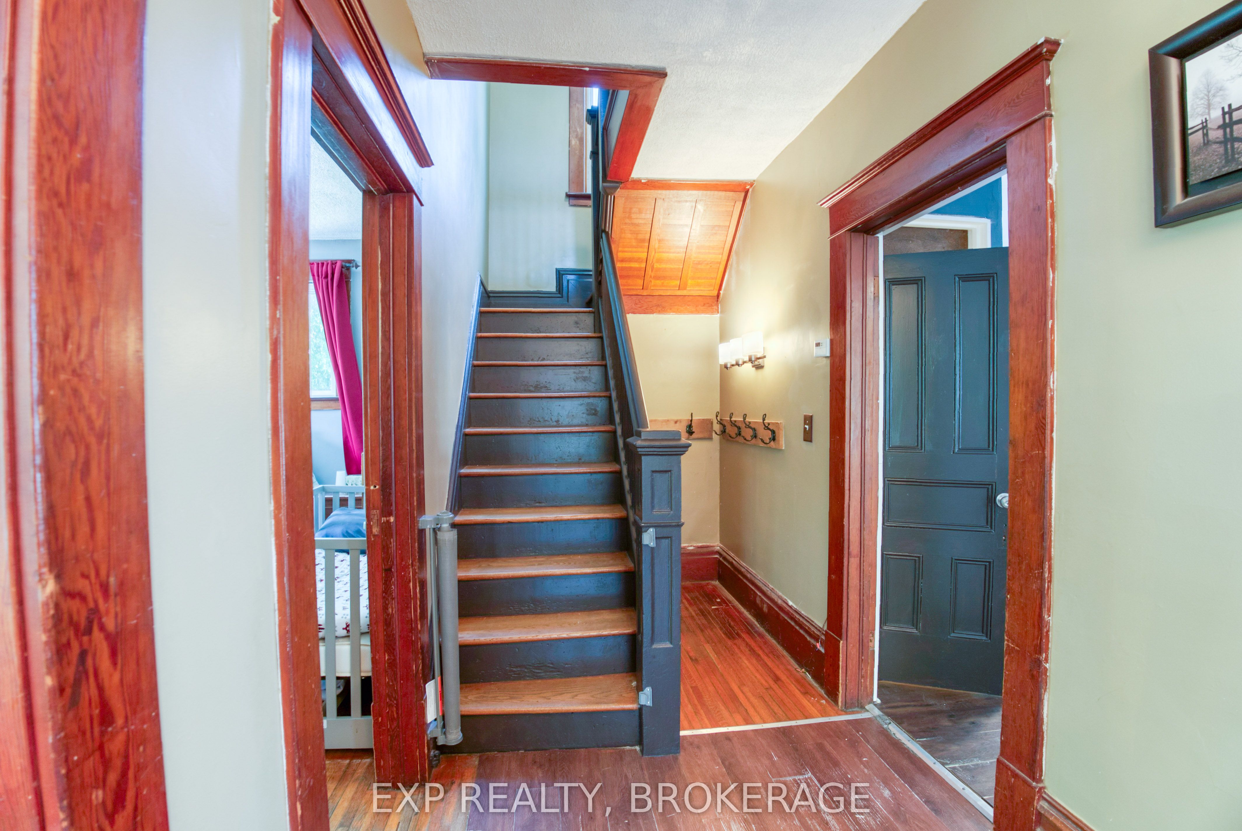 129 Dundas Street Property Photo 11