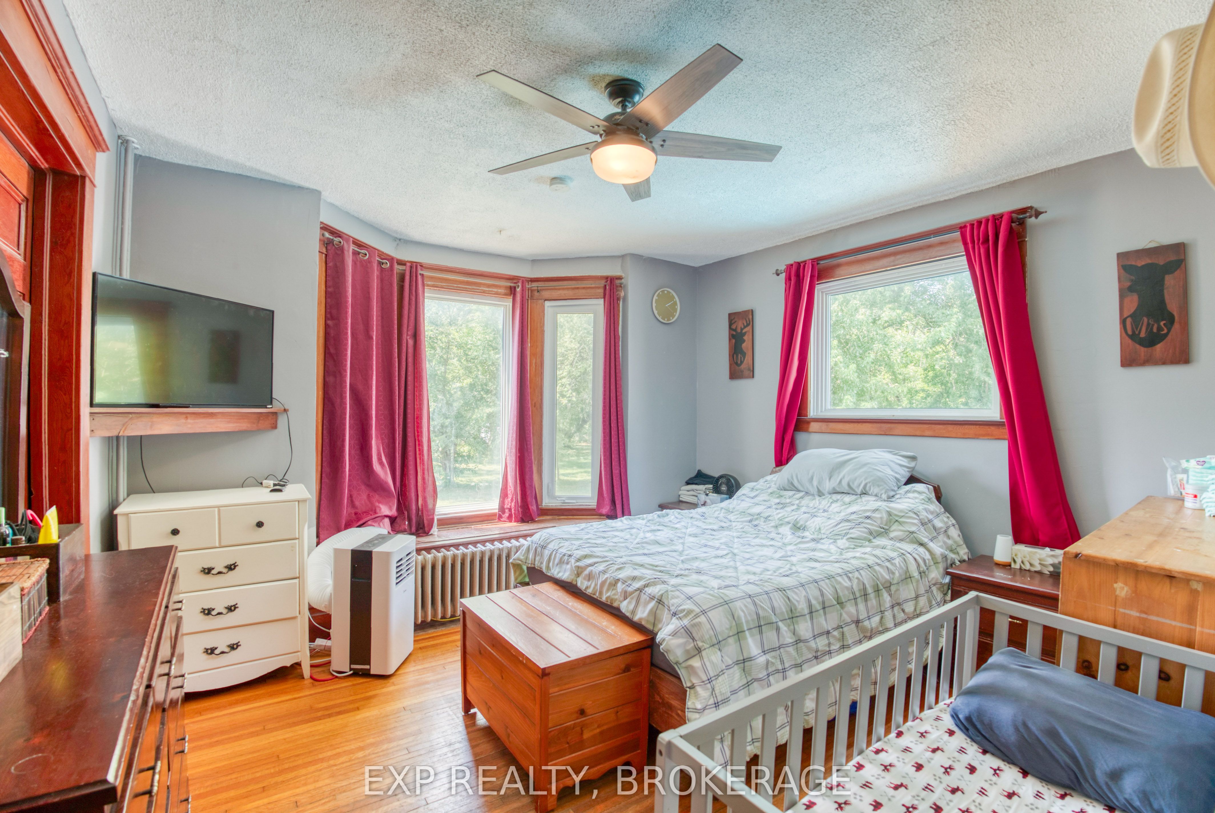 129 Dundas Street Property Photo 12
