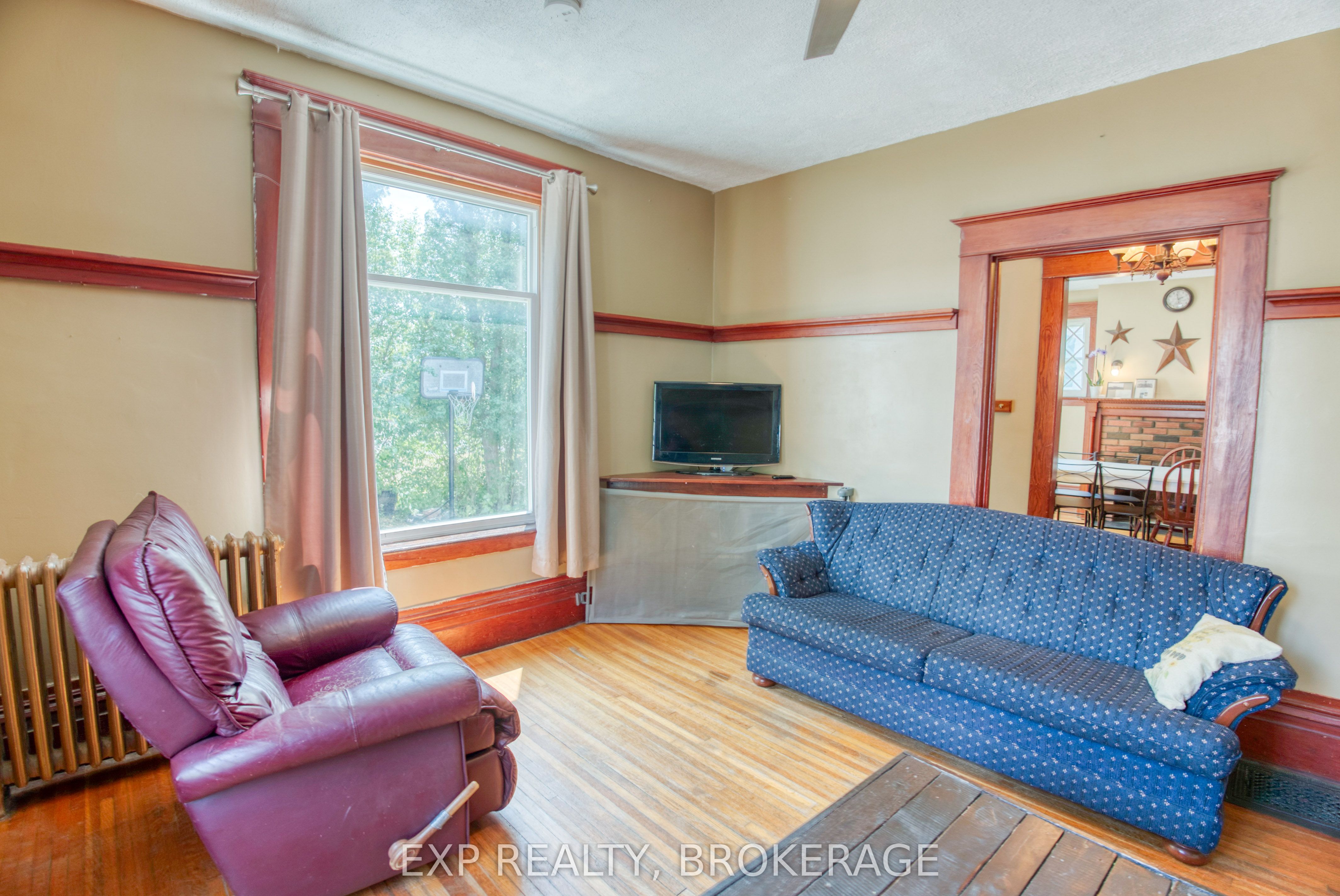 129 Dundas Street Property Photo 17