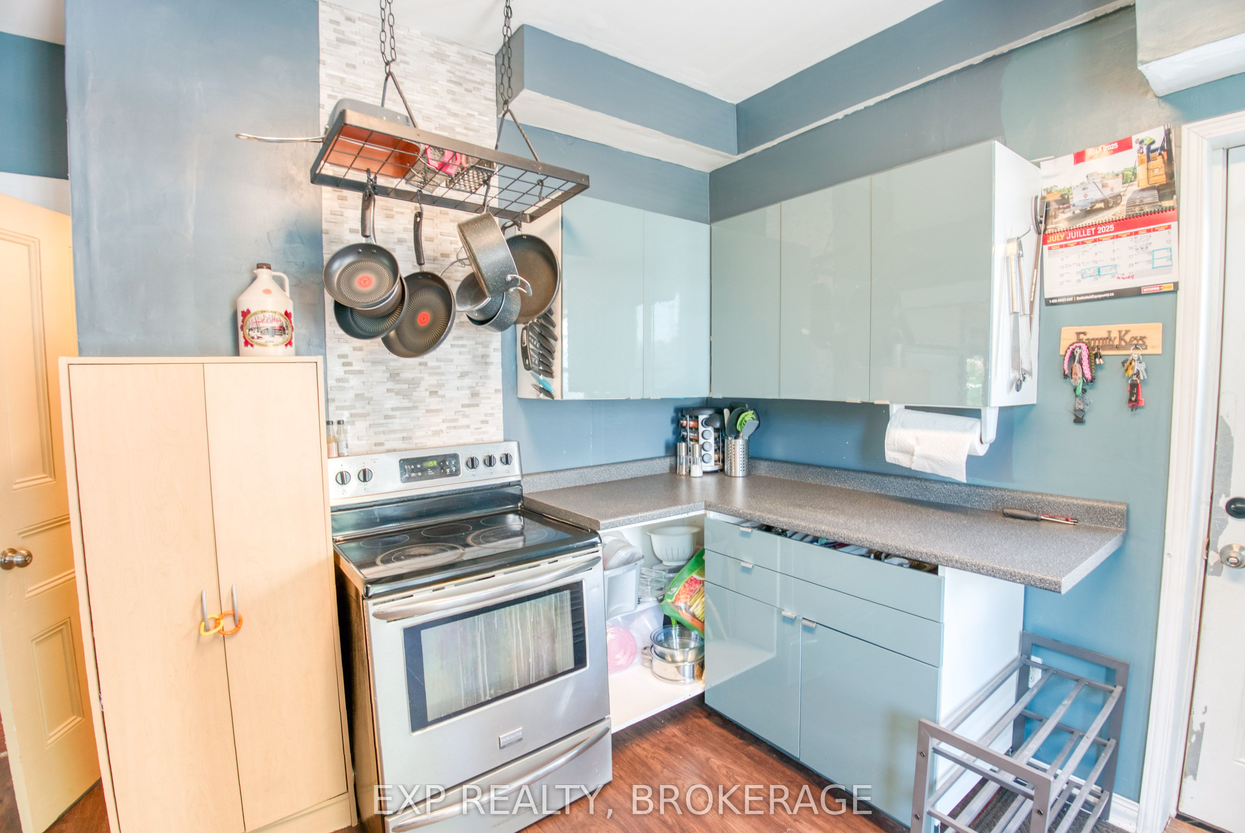 129 Dundas Street Property Photo 21