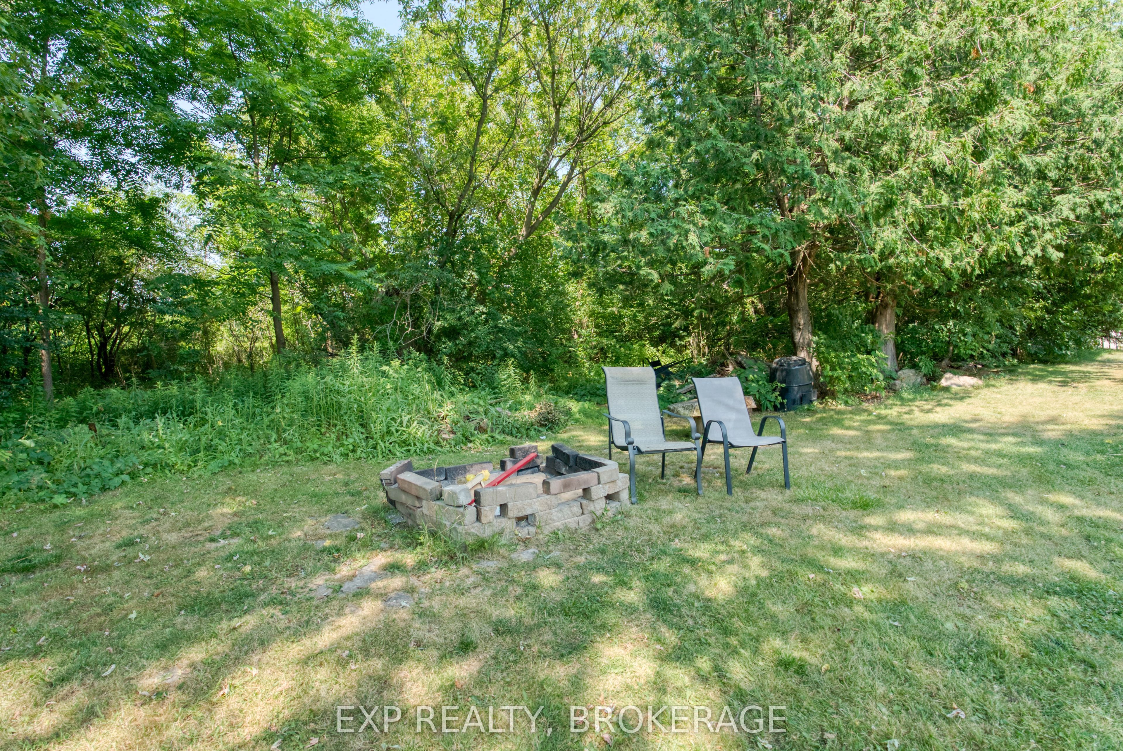 129 Dundas Street Property Photo 41