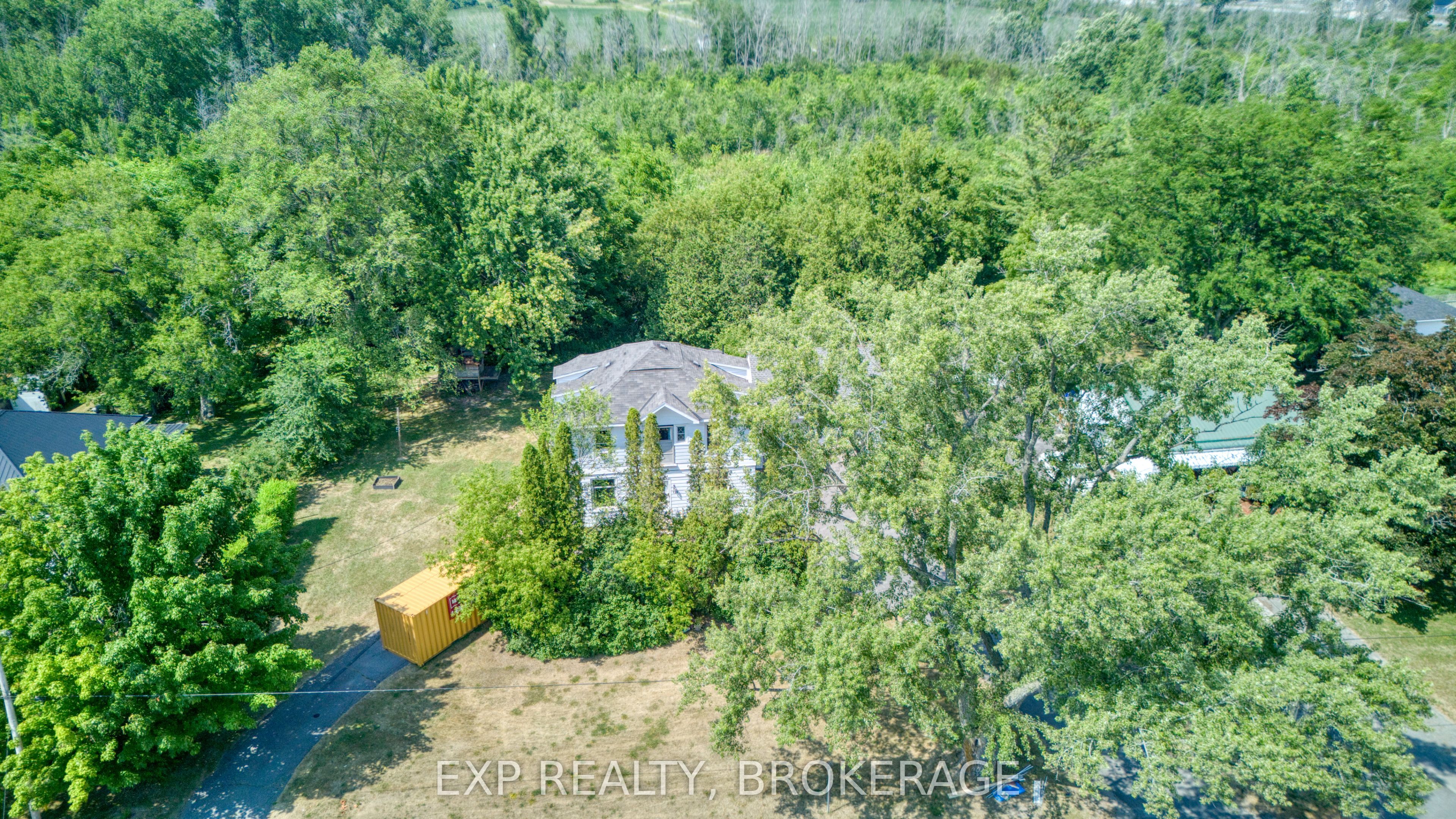 129 Dundas Street Property Photo 45