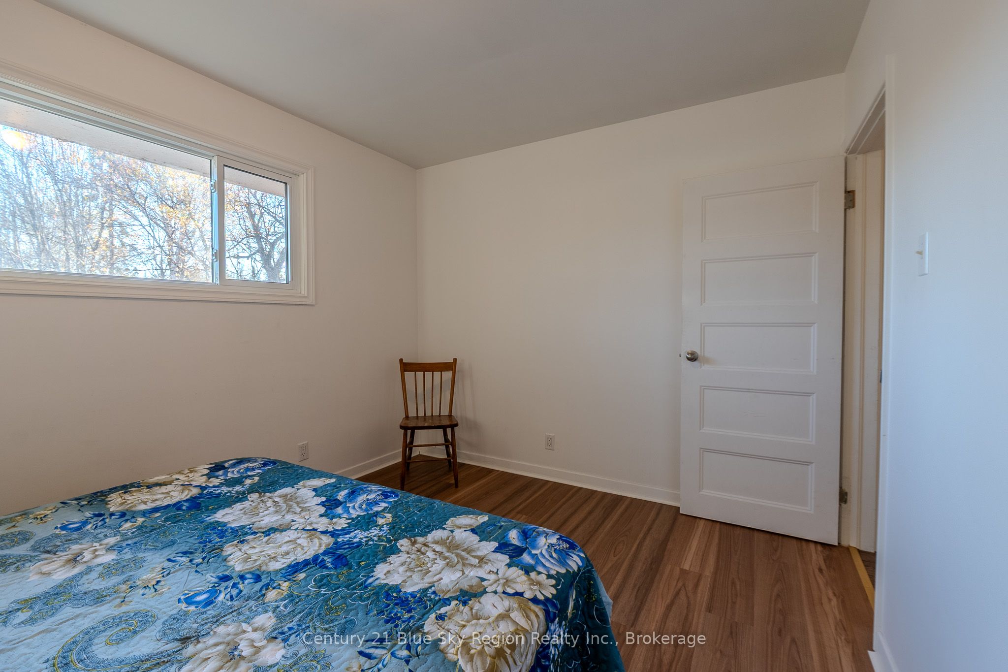 994 Premier Road Property Photo 20