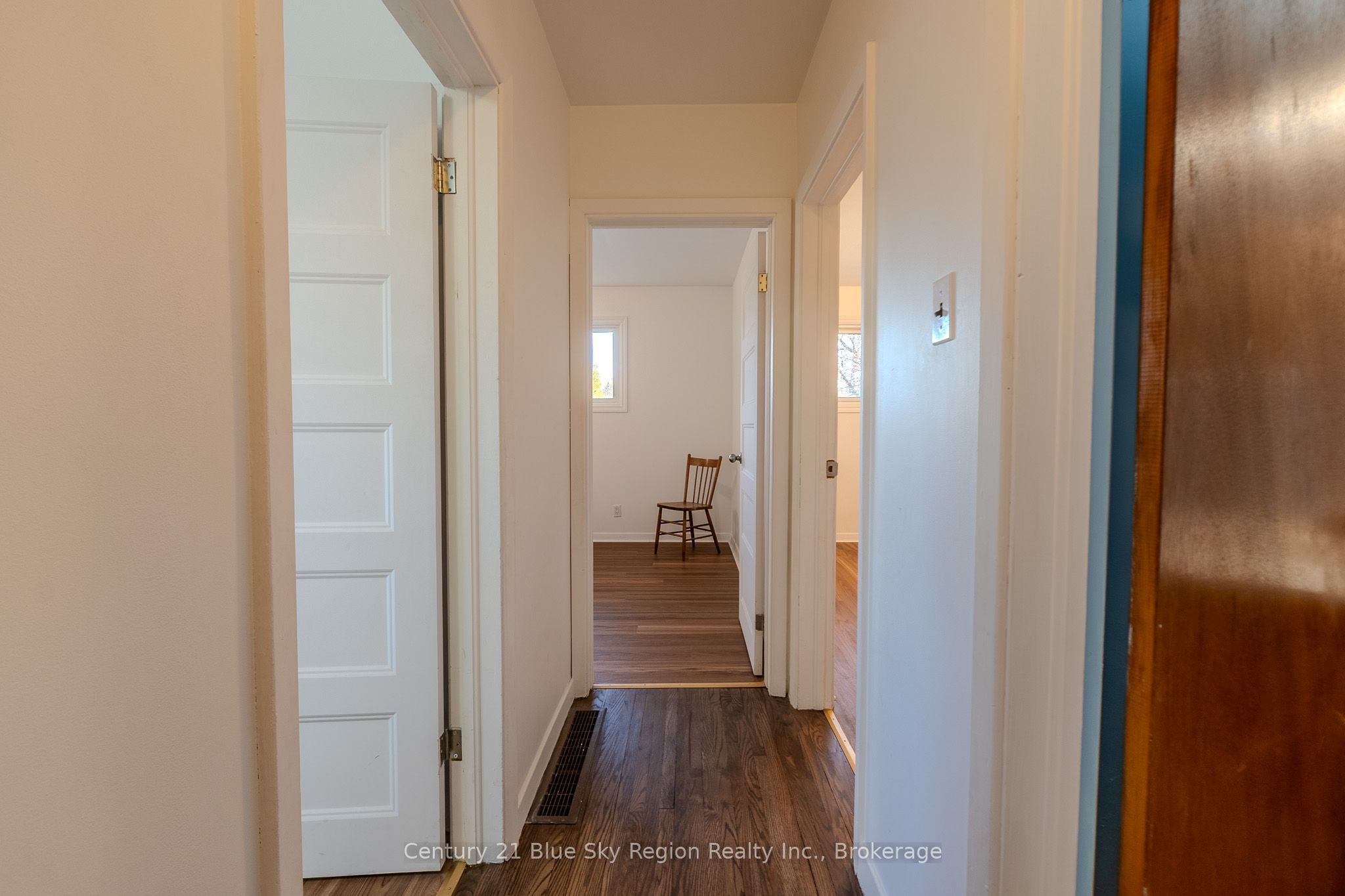 994 Premier Road Property Photo 23