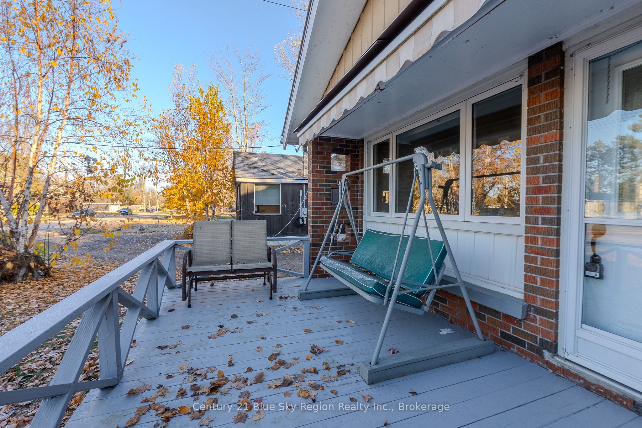 994 Premier Road Property Photo 32