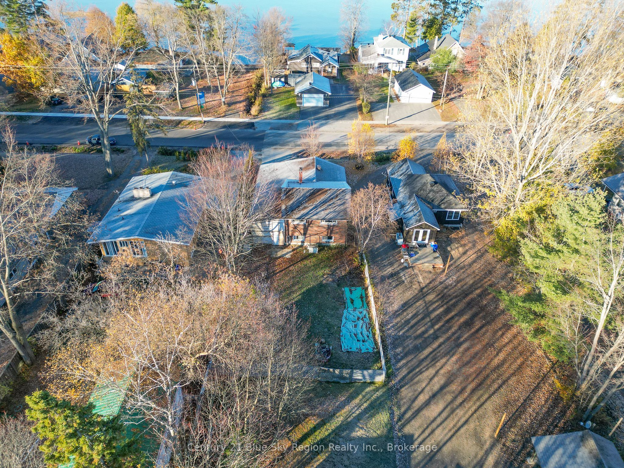 994 Premier Road Property Photo 36