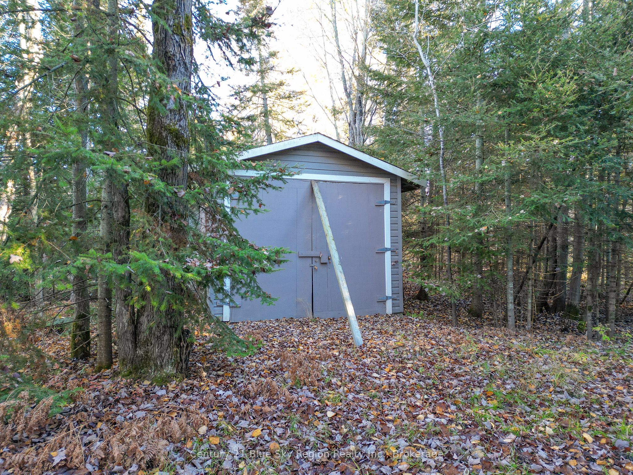 994 Premier Road Property Photo 43