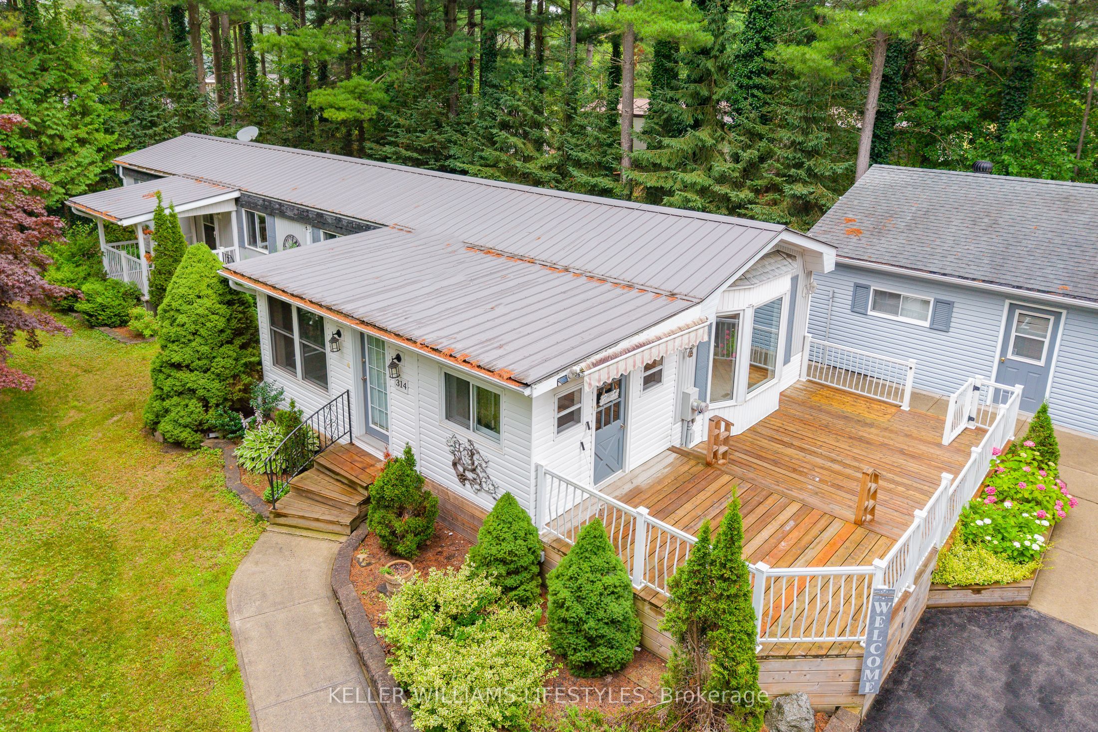 314 Black Spruce Drive Property Photo 4