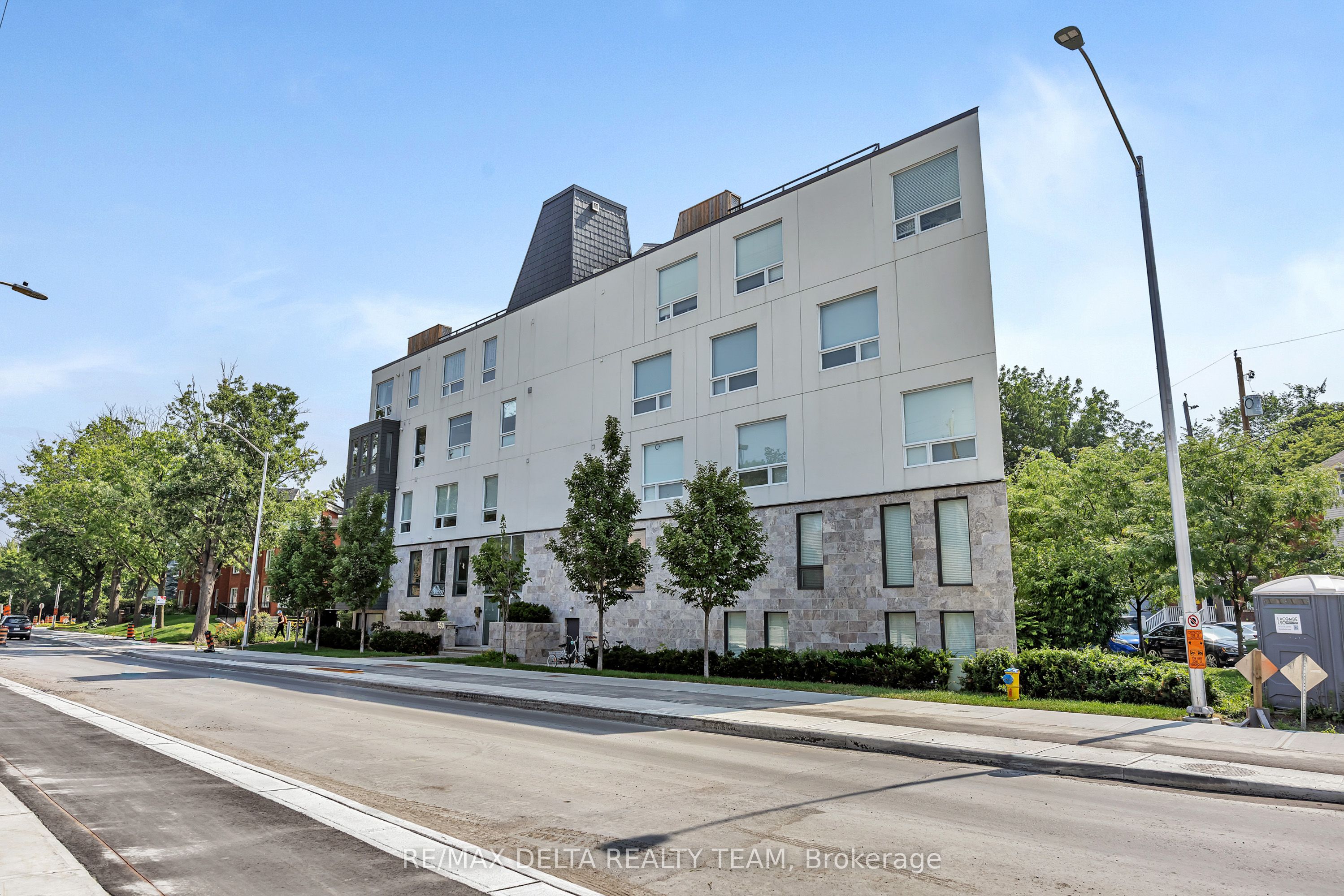 150 Greenfield Avenue 405 Property Photo 1