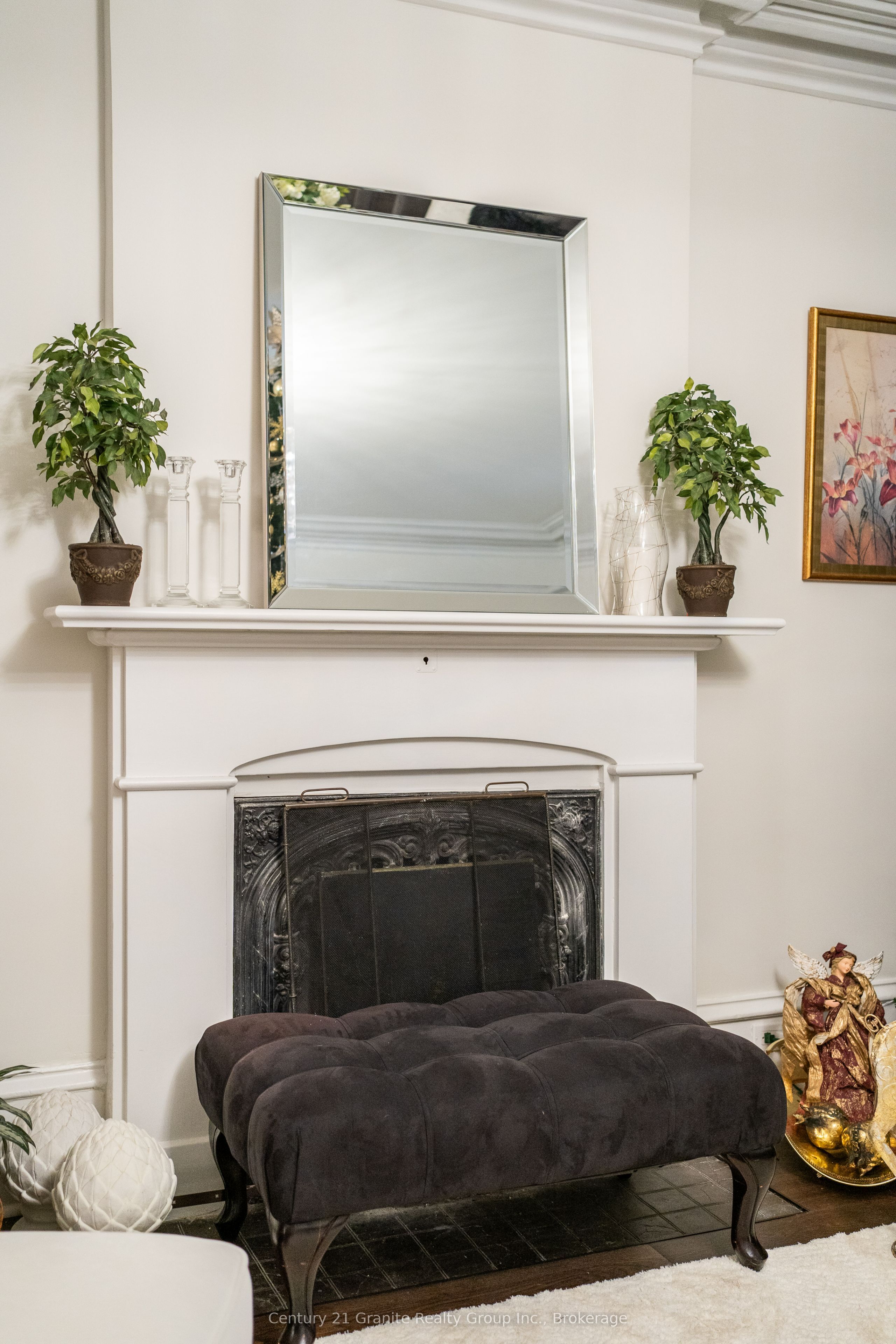 110 Bridge Street W Property Photo 12