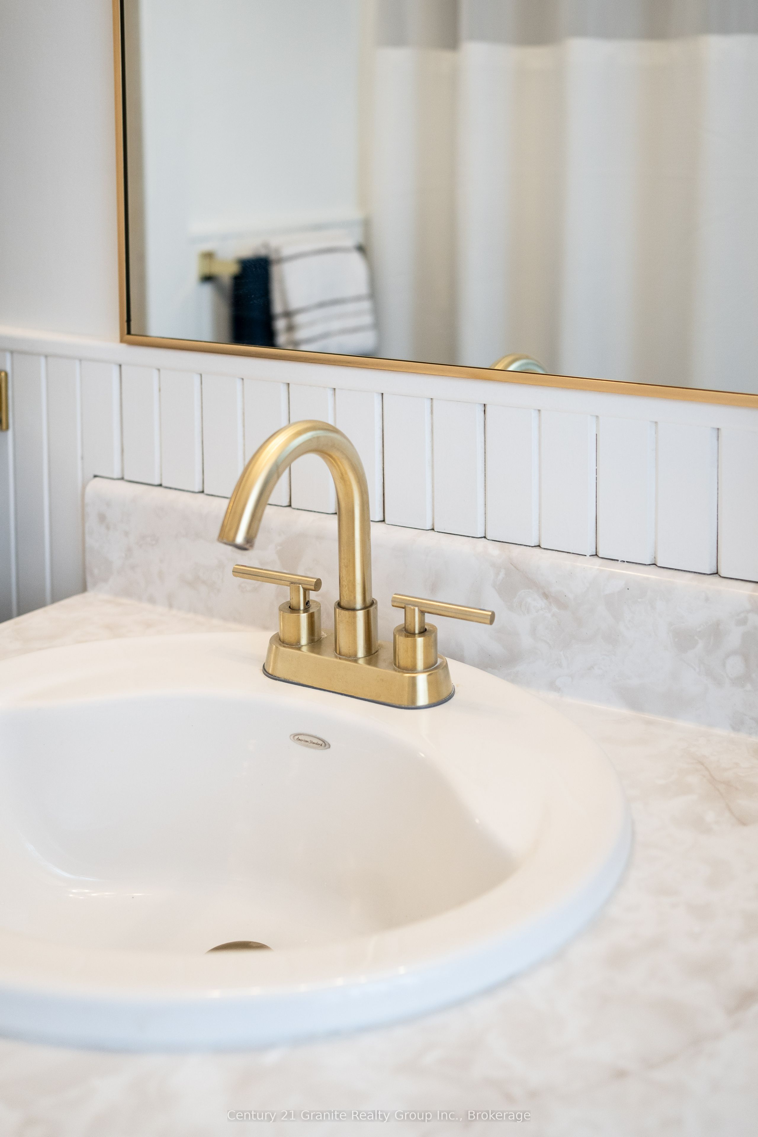 110 Bridge Street W Property Photo 36