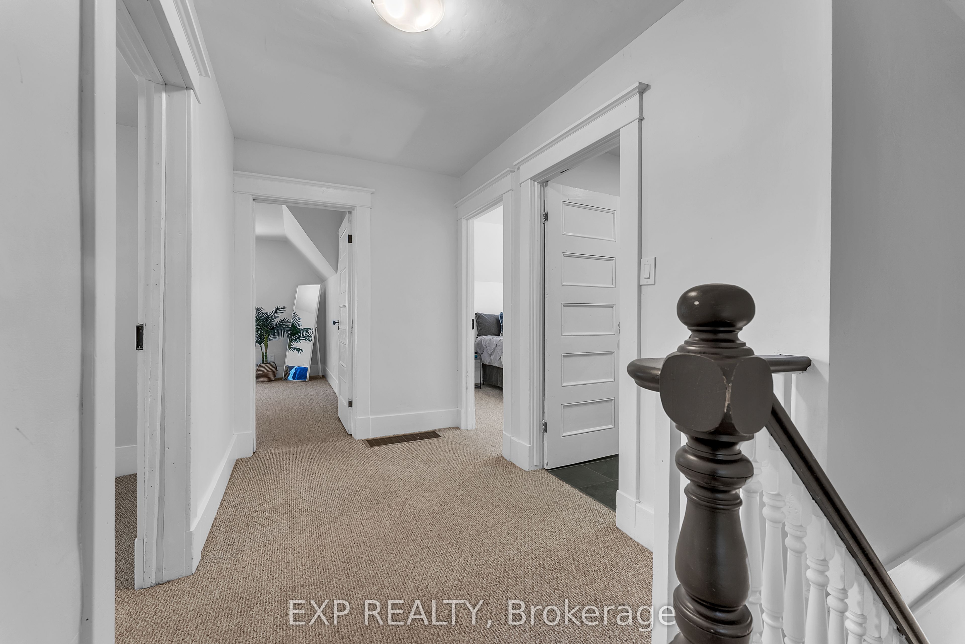 163 Queen Street Property Photo 23