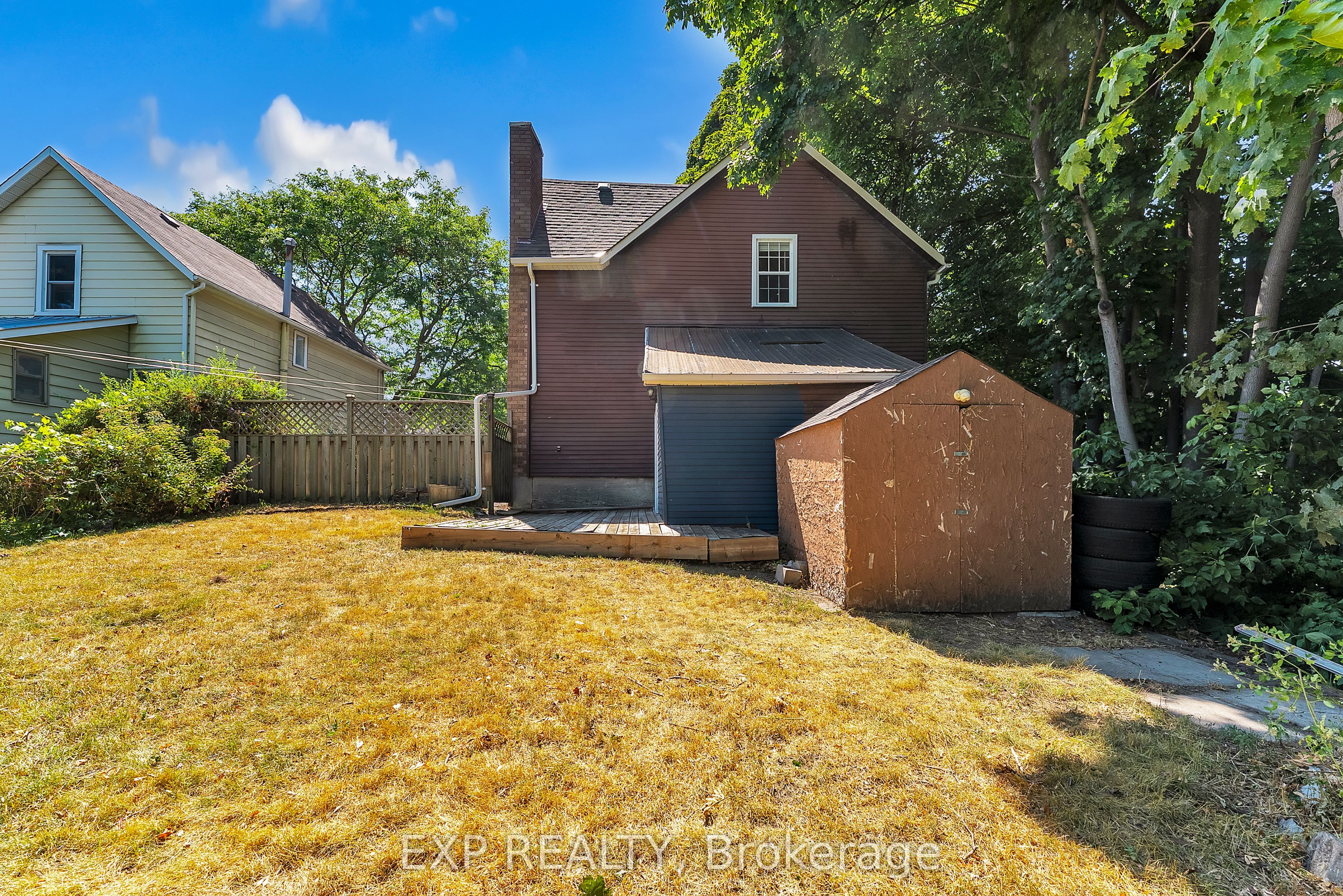 163 Queen Street Property Photo 34