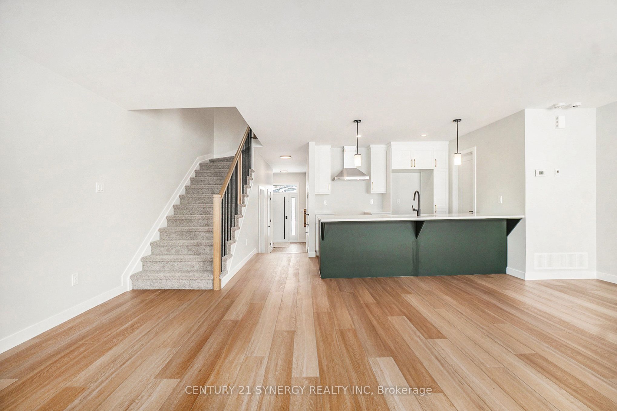 71 Villeneuve Street Property Photo 9