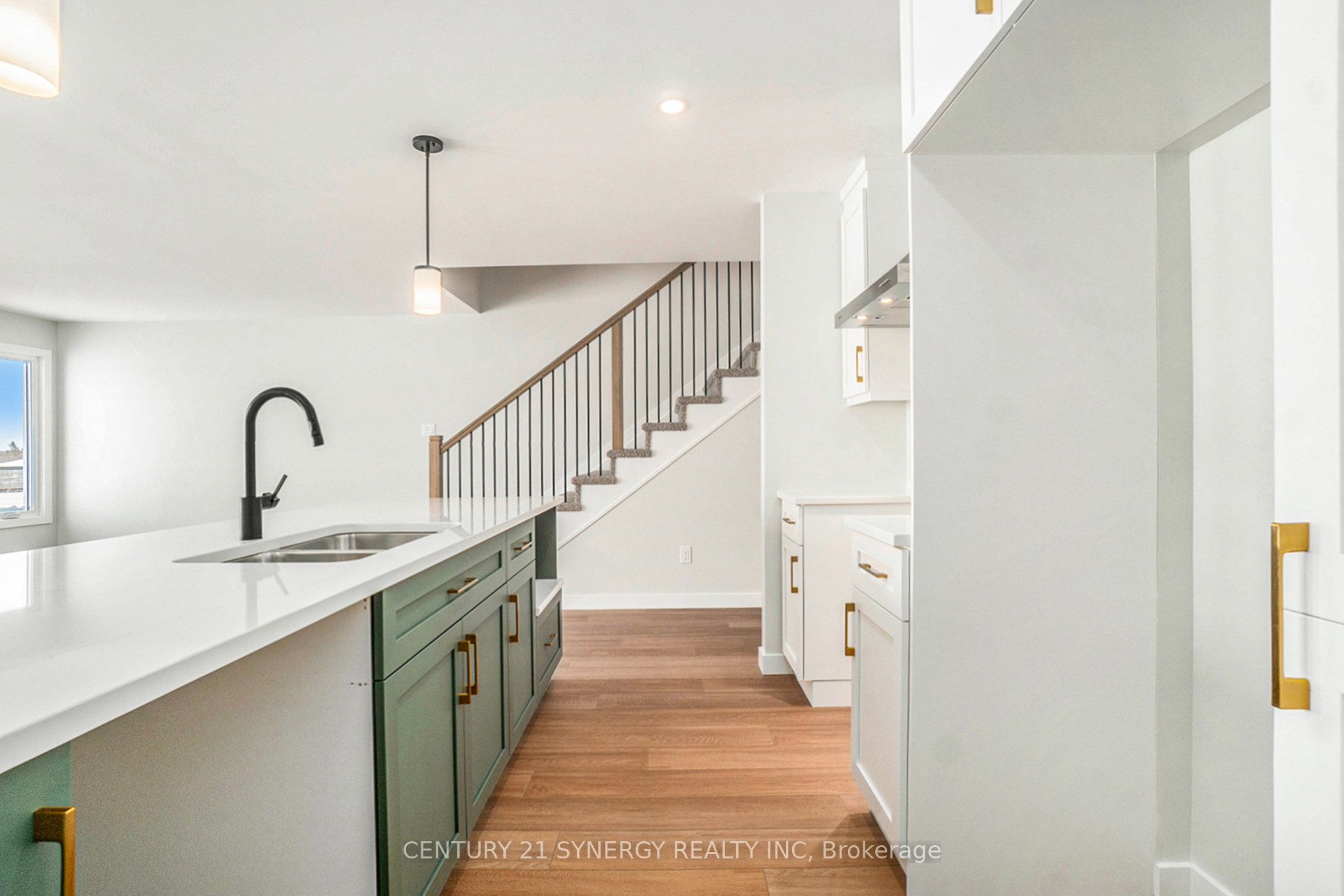 71 Villeneuve Street Property Photo 16