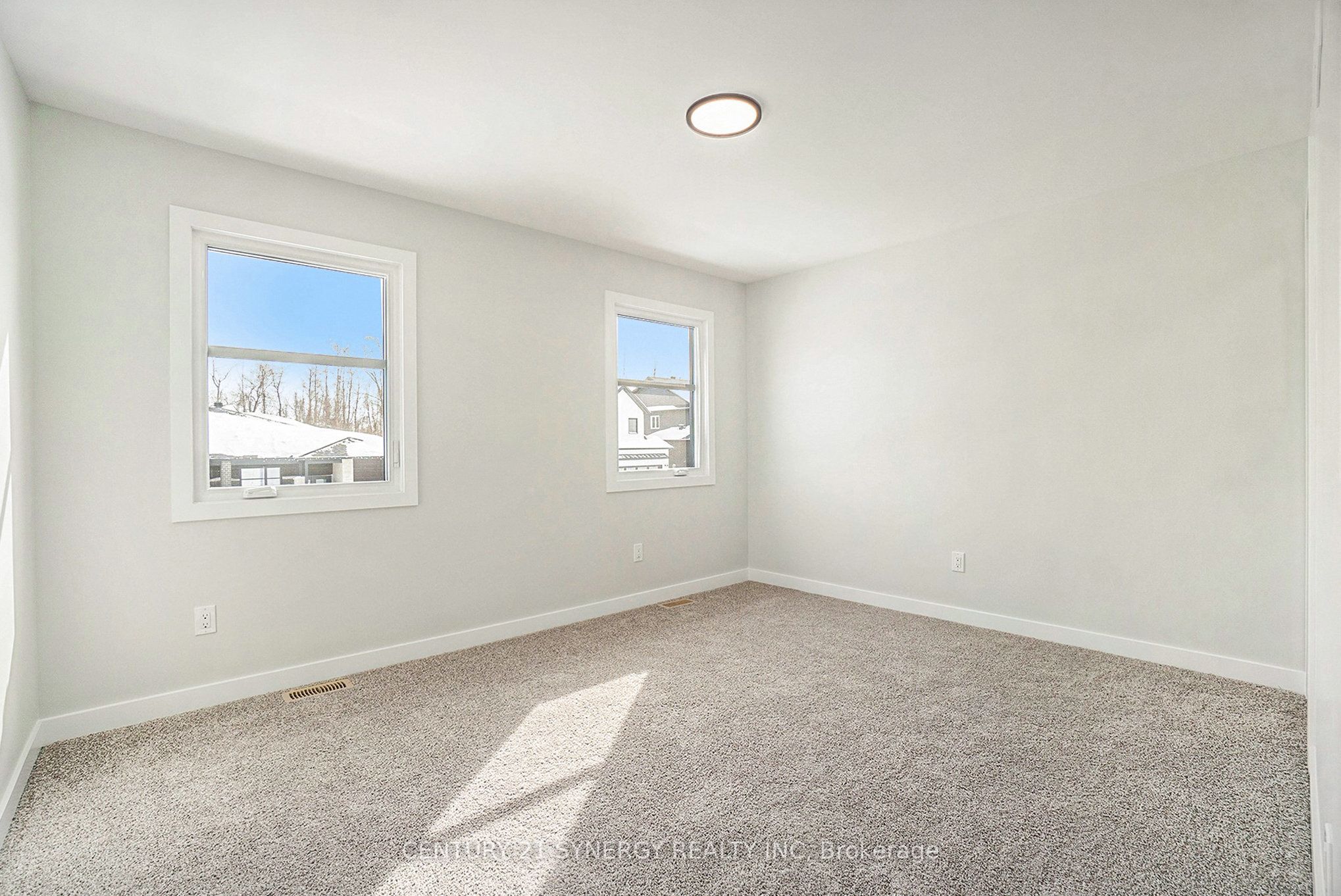 71 Villeneuve Street Property Photo 21