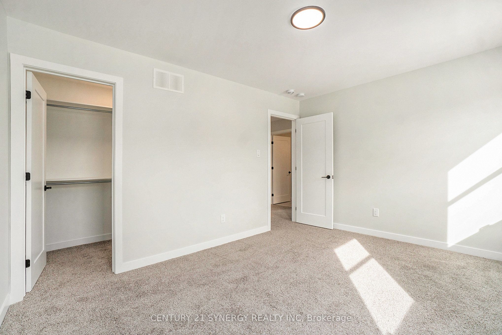 71 Villeneuve Street Property Photo 22