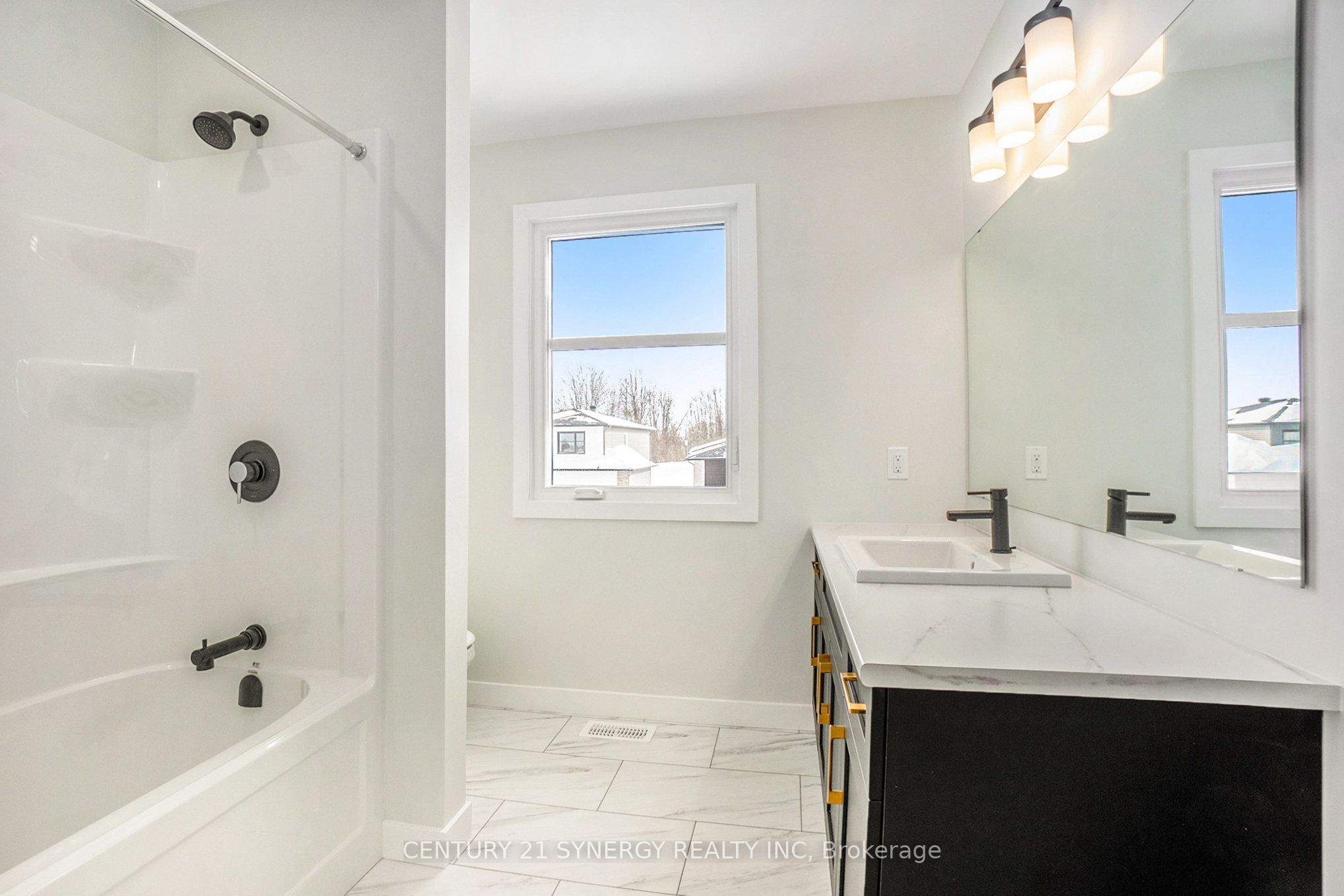 71 Villeneuve Street Property Photo 24