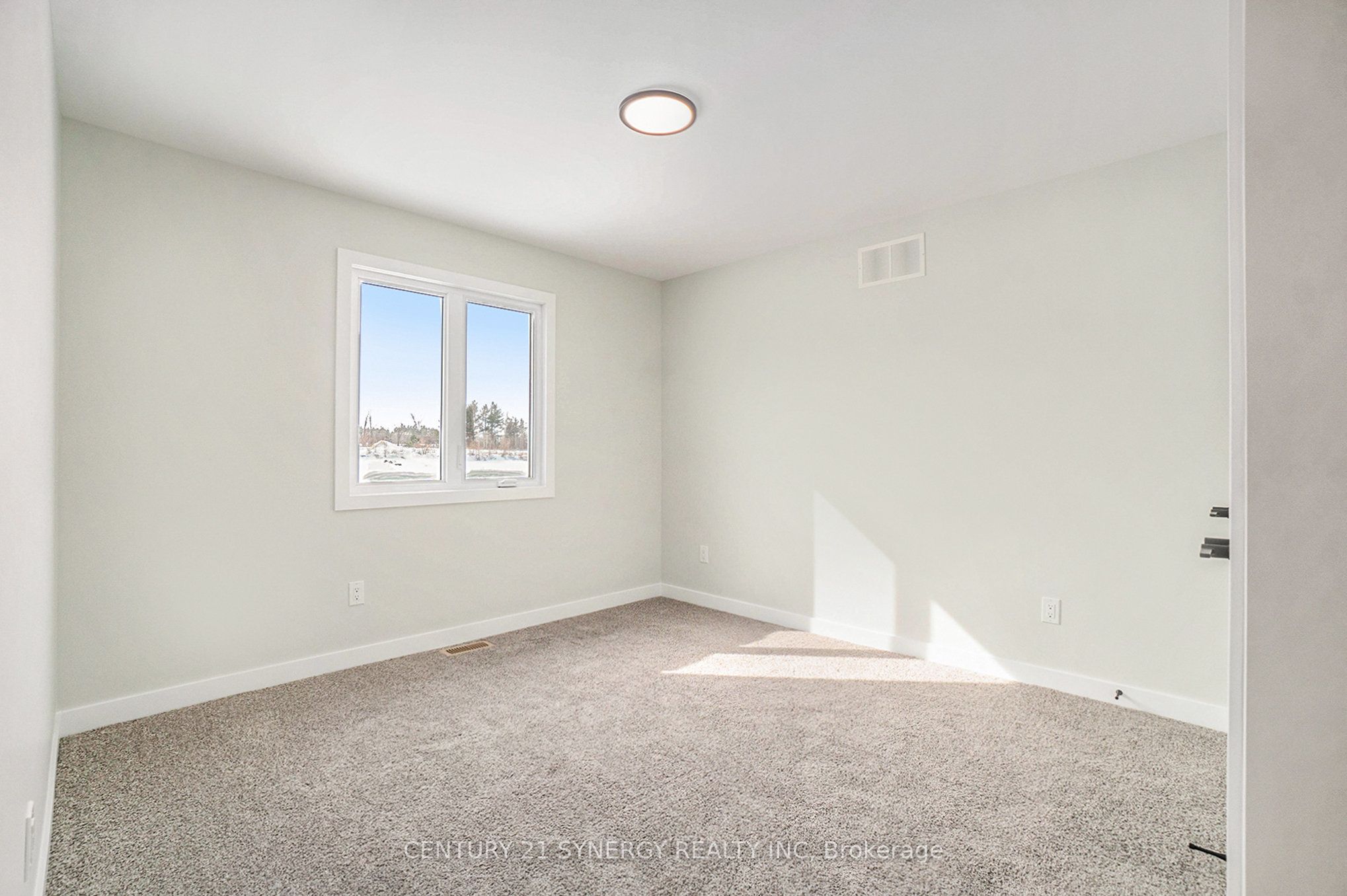 71 Villeneuve Street Property Photo 25