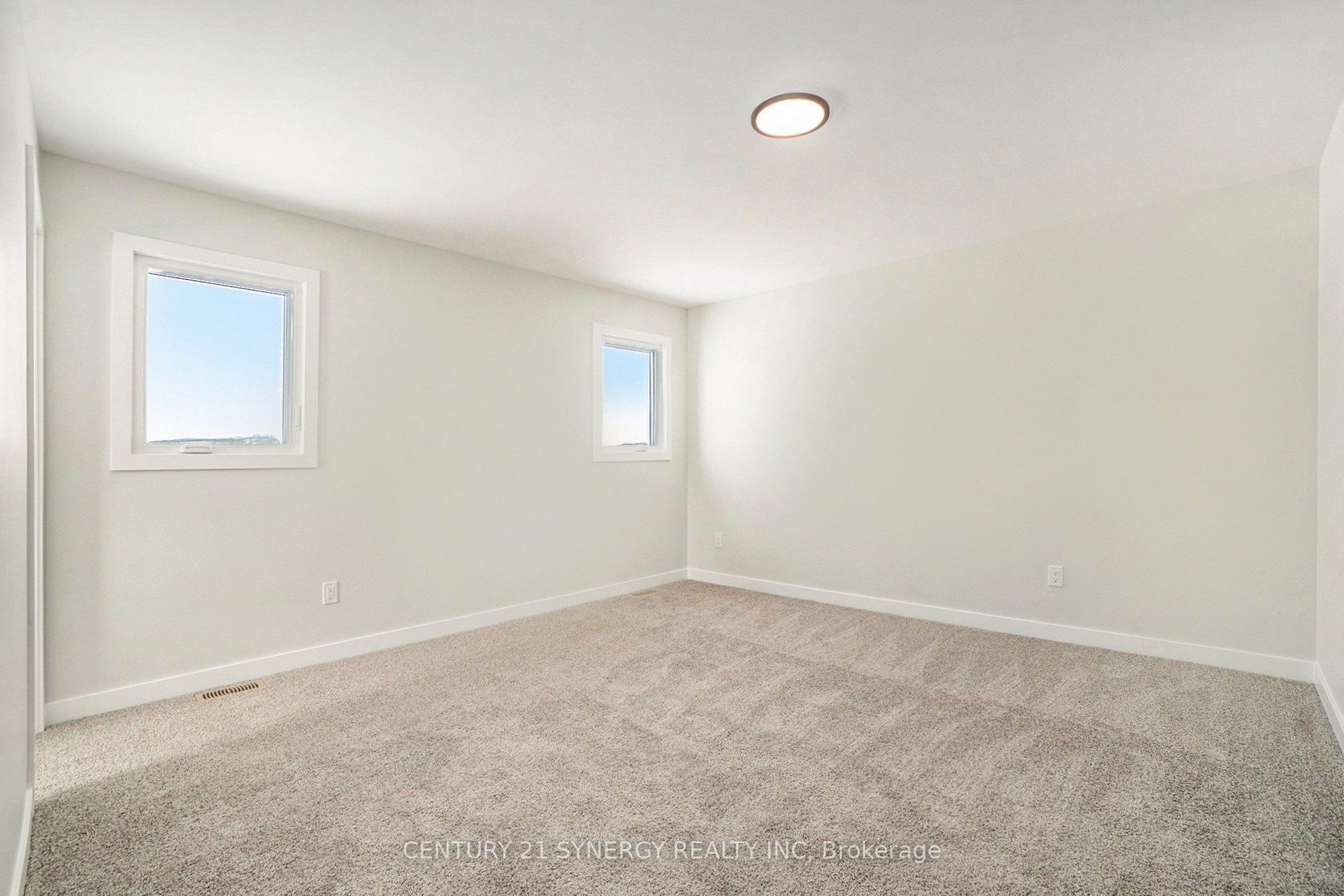 71 Villeneuve Street Property Photo 26