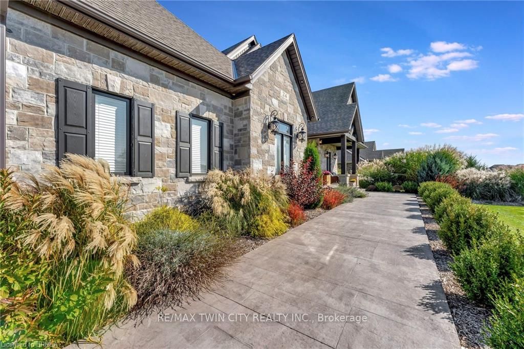 24 Tedley Boulevard Property Photo 10