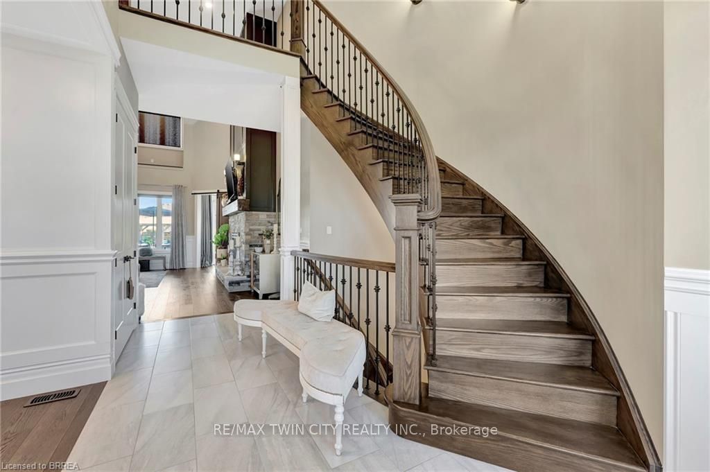 24 Tedley Boulevard Property Photo 12