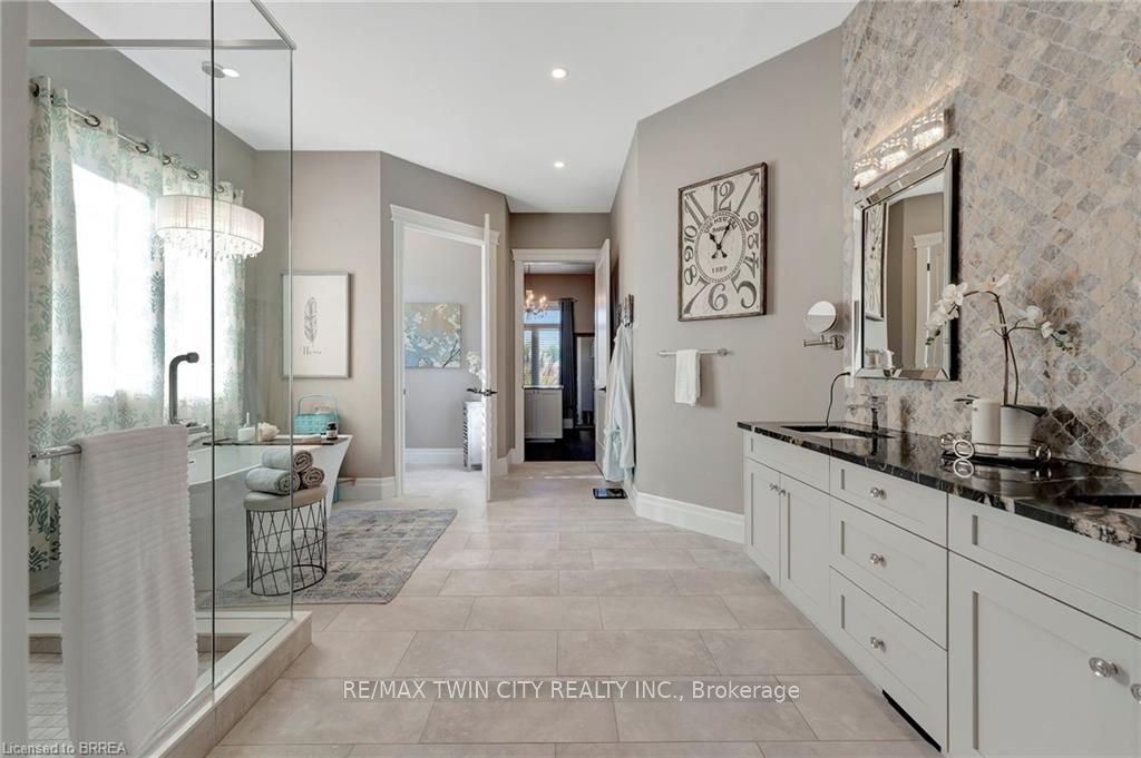 24 Tedley Boulevard Property Photo 21