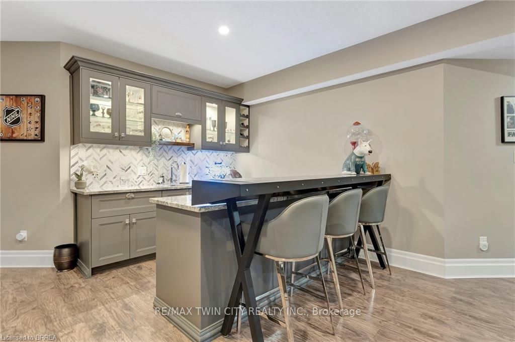 24 Tedley Boulevard Property Photo 34