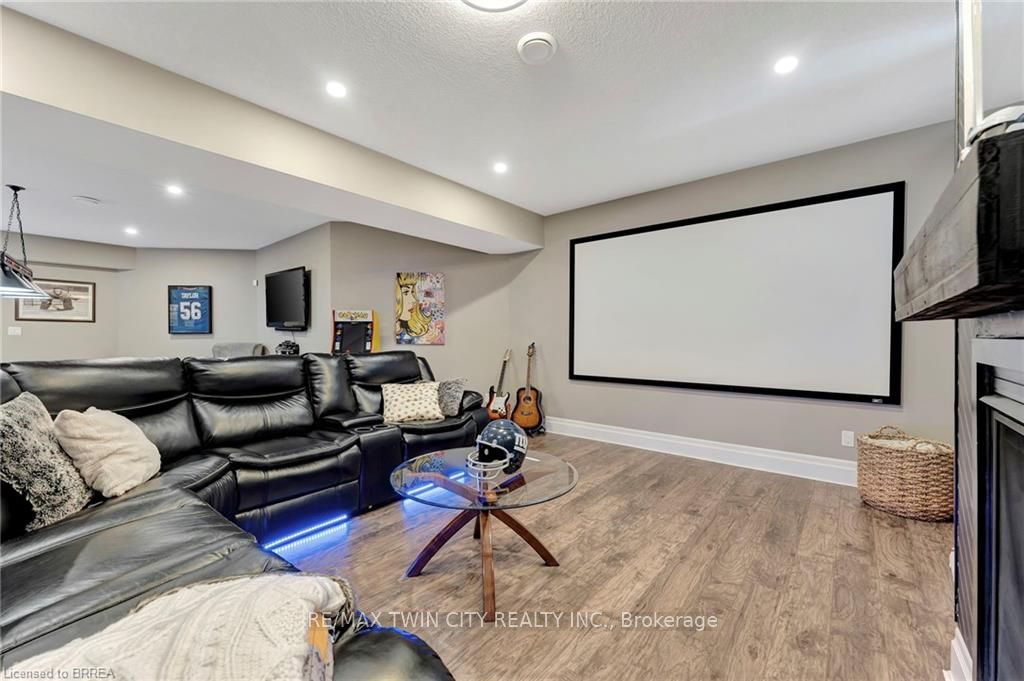 24 Tedley Boulevard Property Photo 35