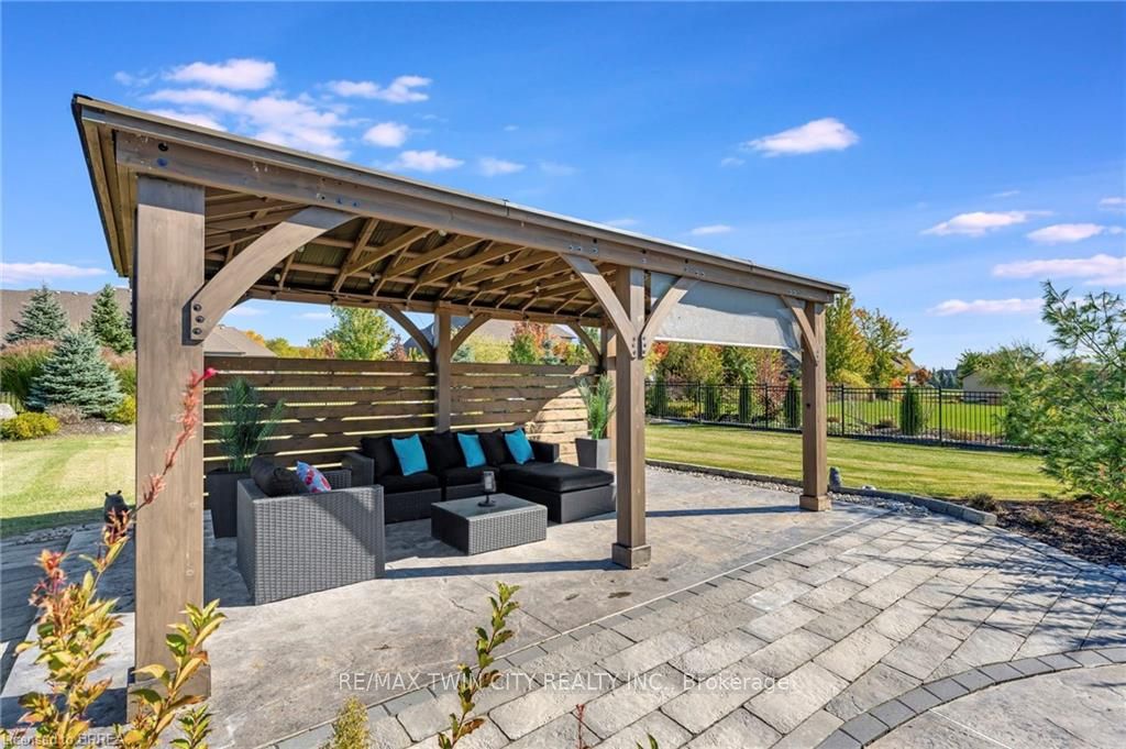 24 Tedley Boulevard Property Photo 39