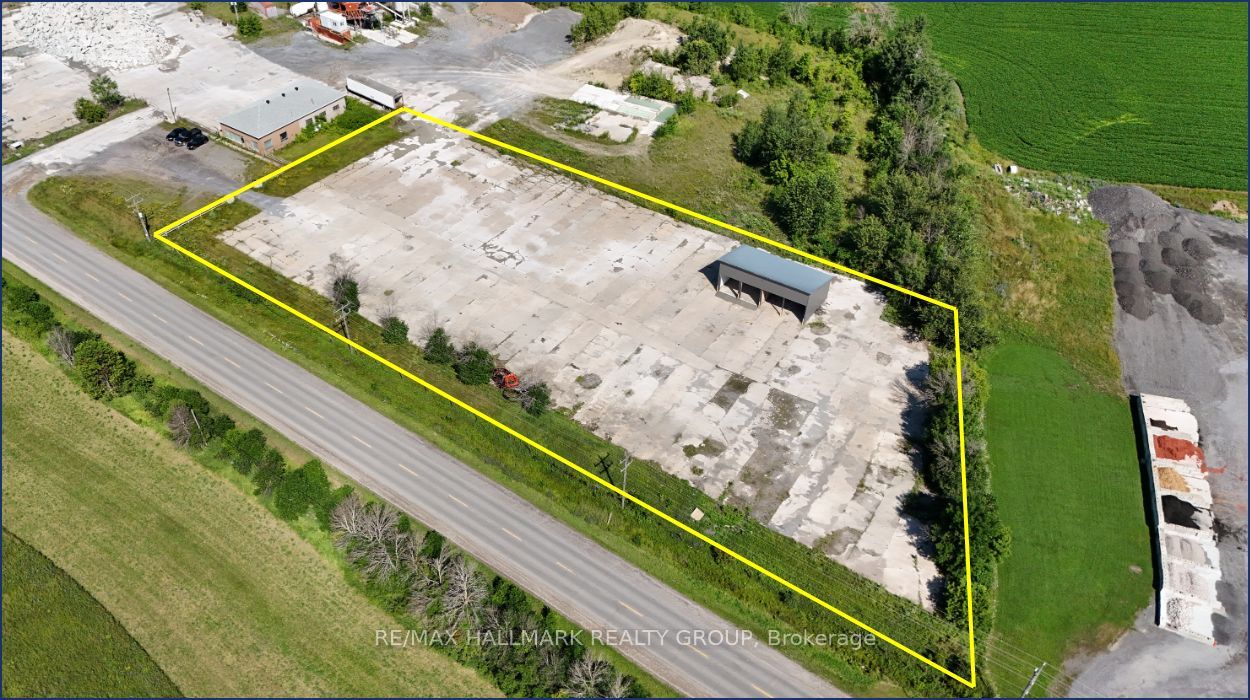 482 Russett Drive Property Photo 1