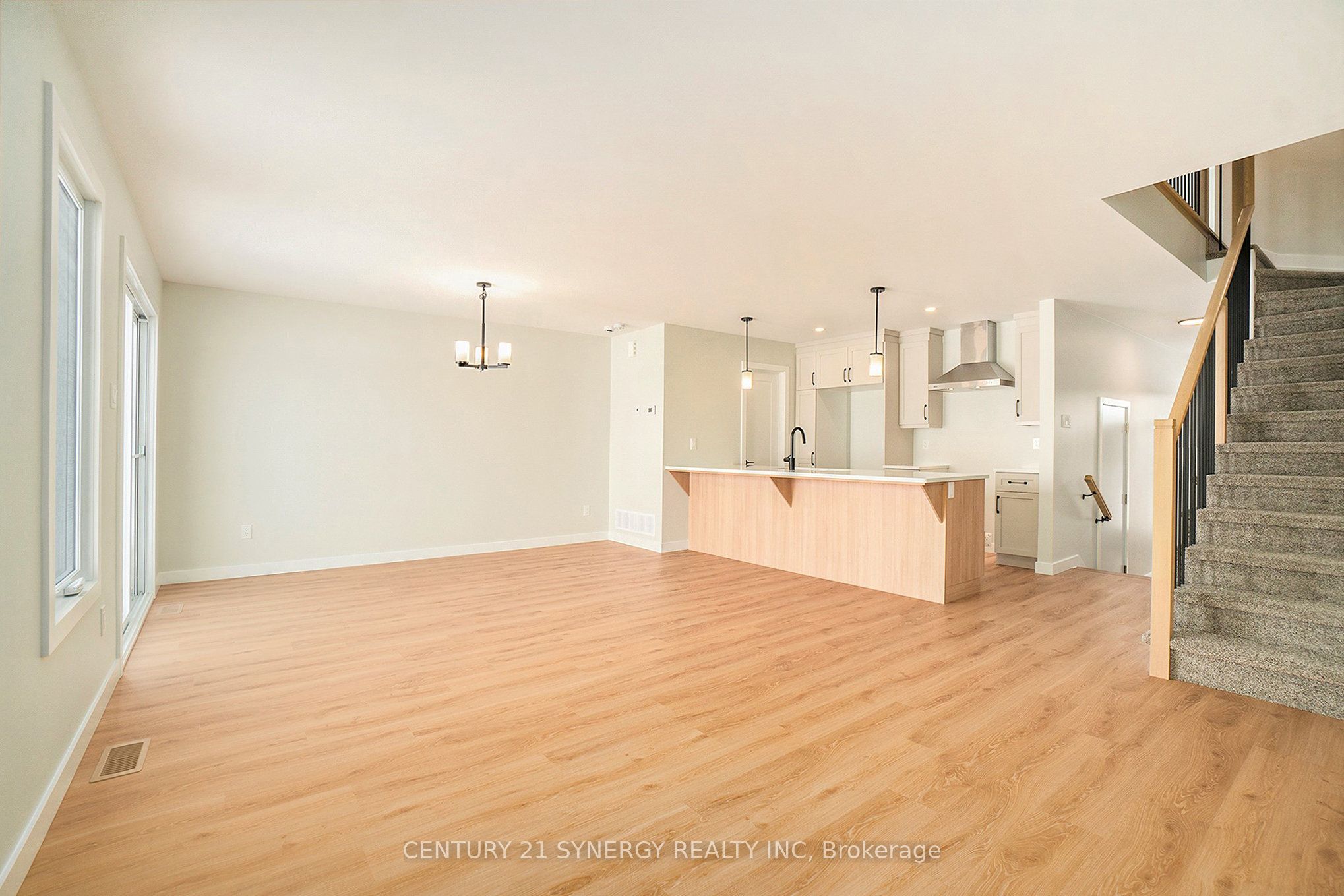 69 Villeneuve Street Property Photo 17