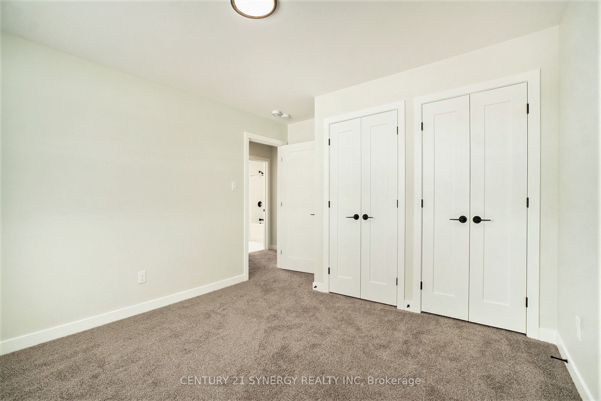 69 Villeneuve Street Property Photo 28