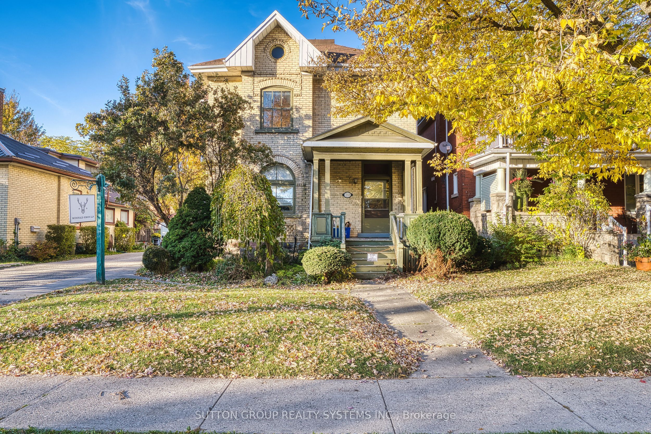 258 Ontario Street Property Photo 1