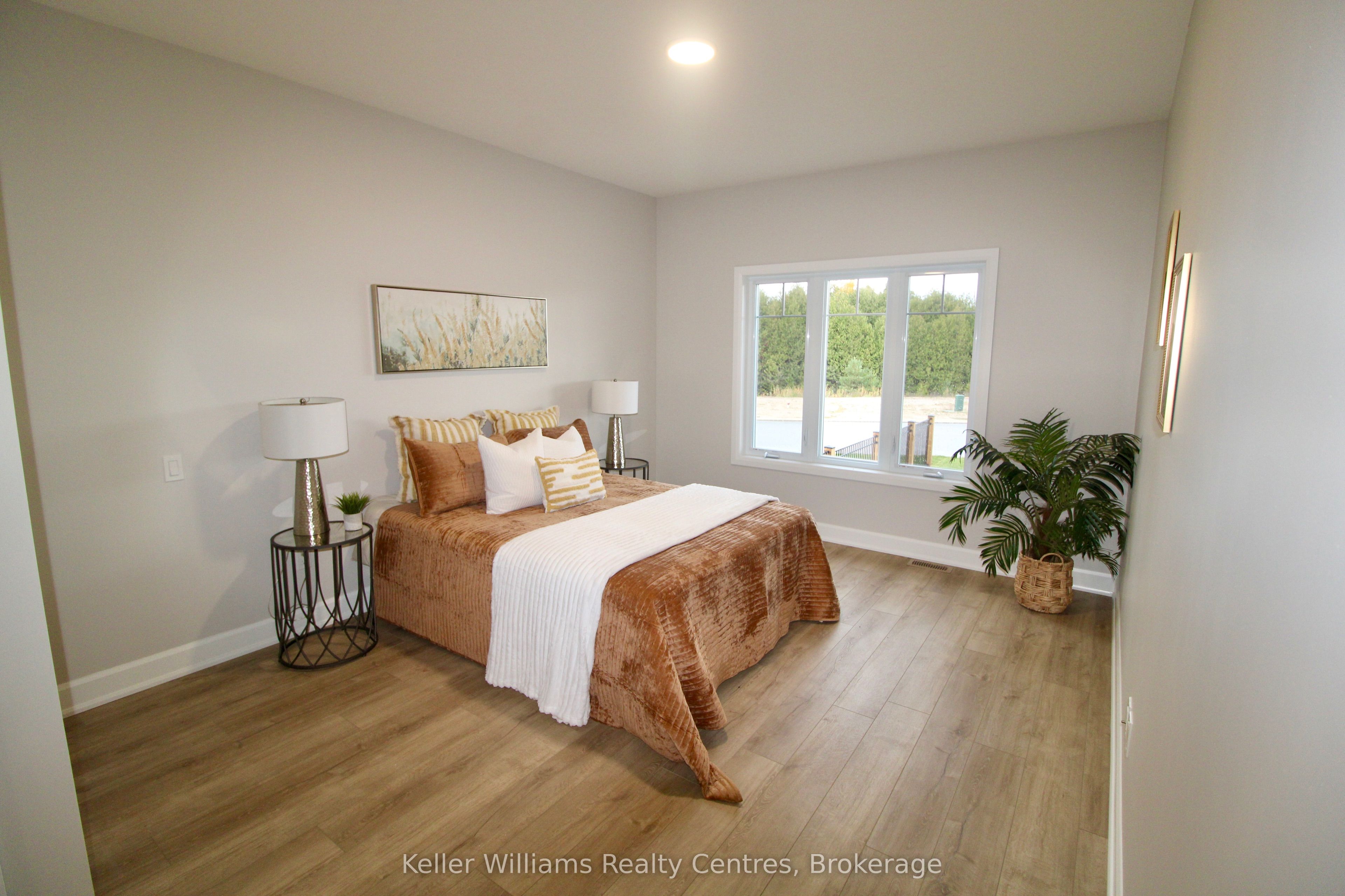 734 18th Street Property Photo 14