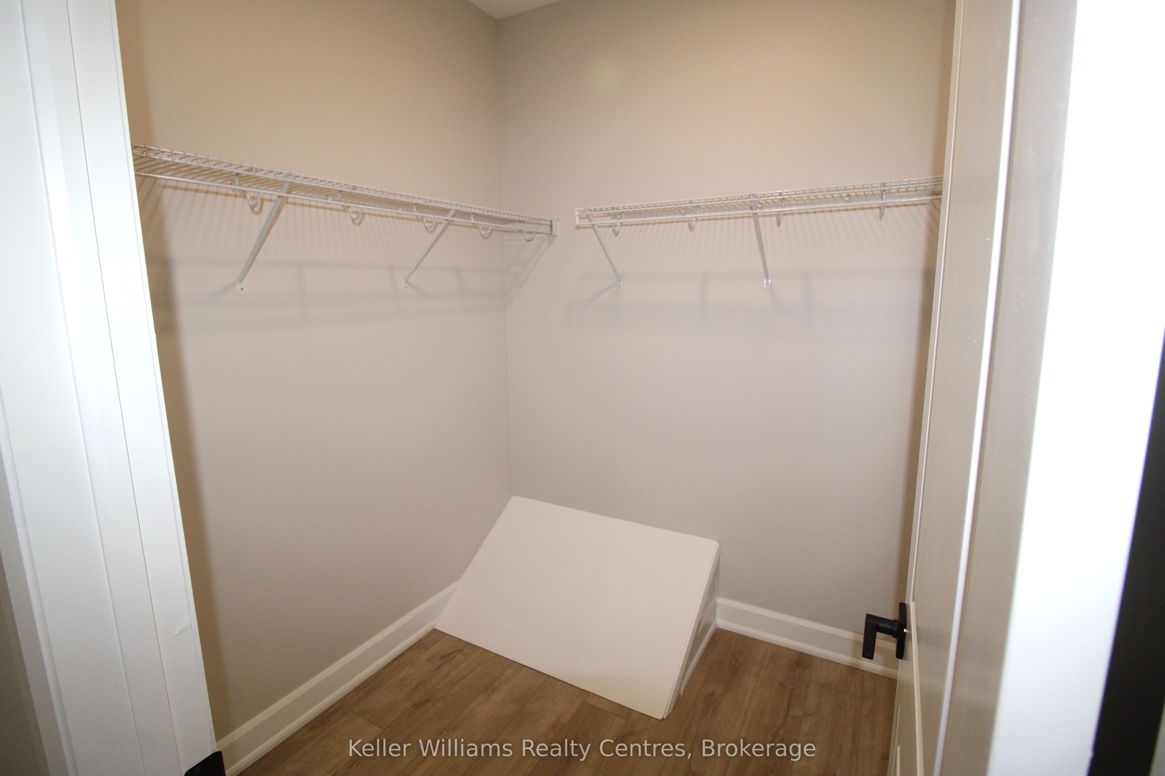 734 18th Street Property Photo 17