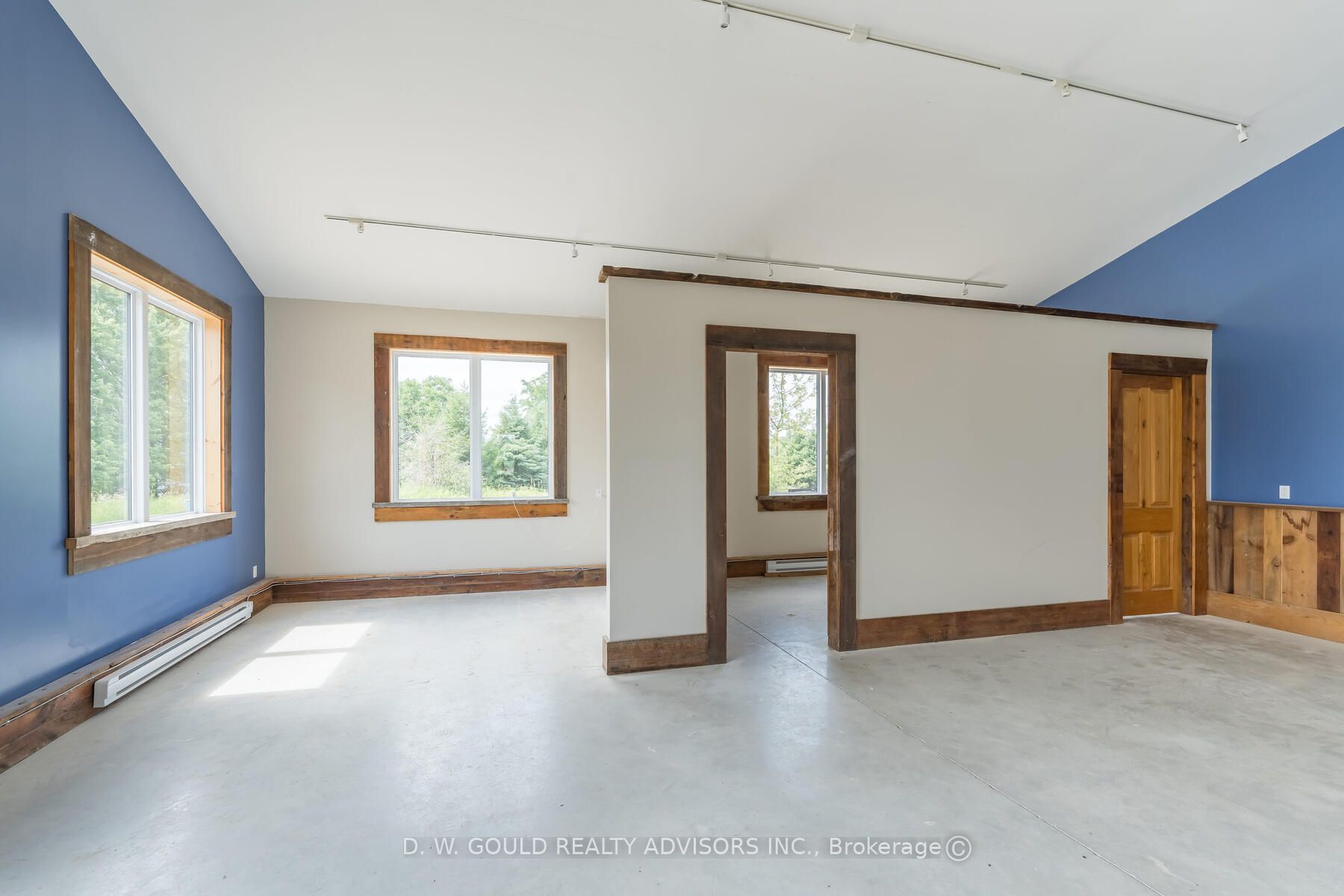 191279 Thirteen Line Property Photo 30