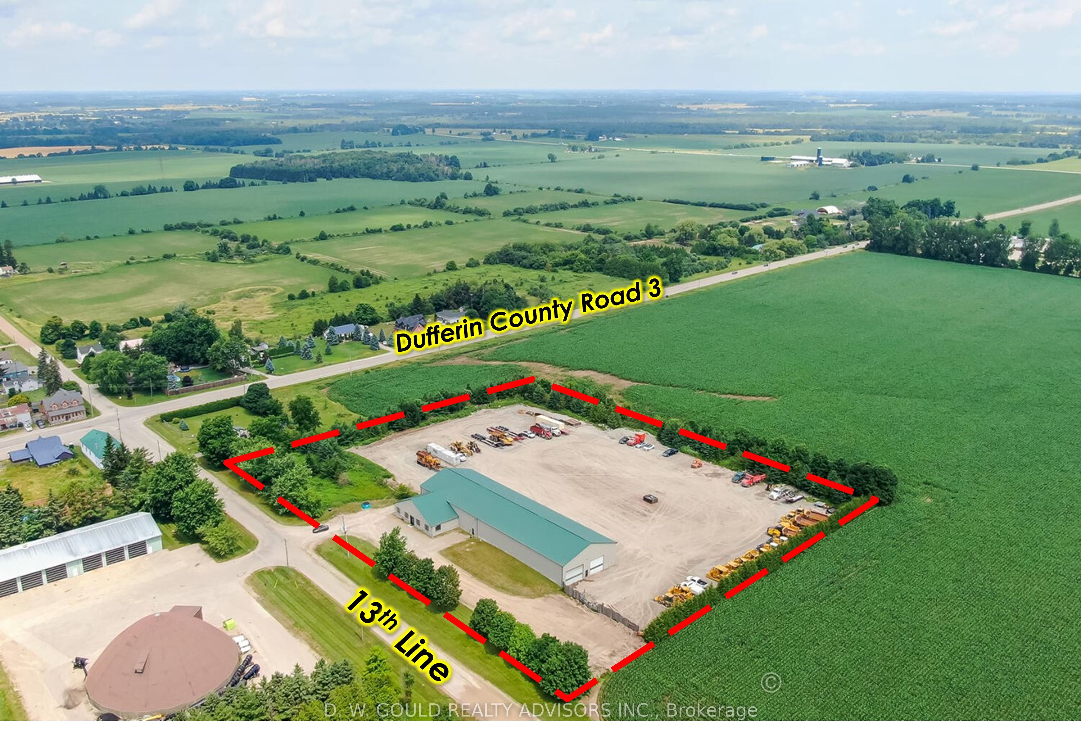 191279 Thirteen Line Property Photo 1