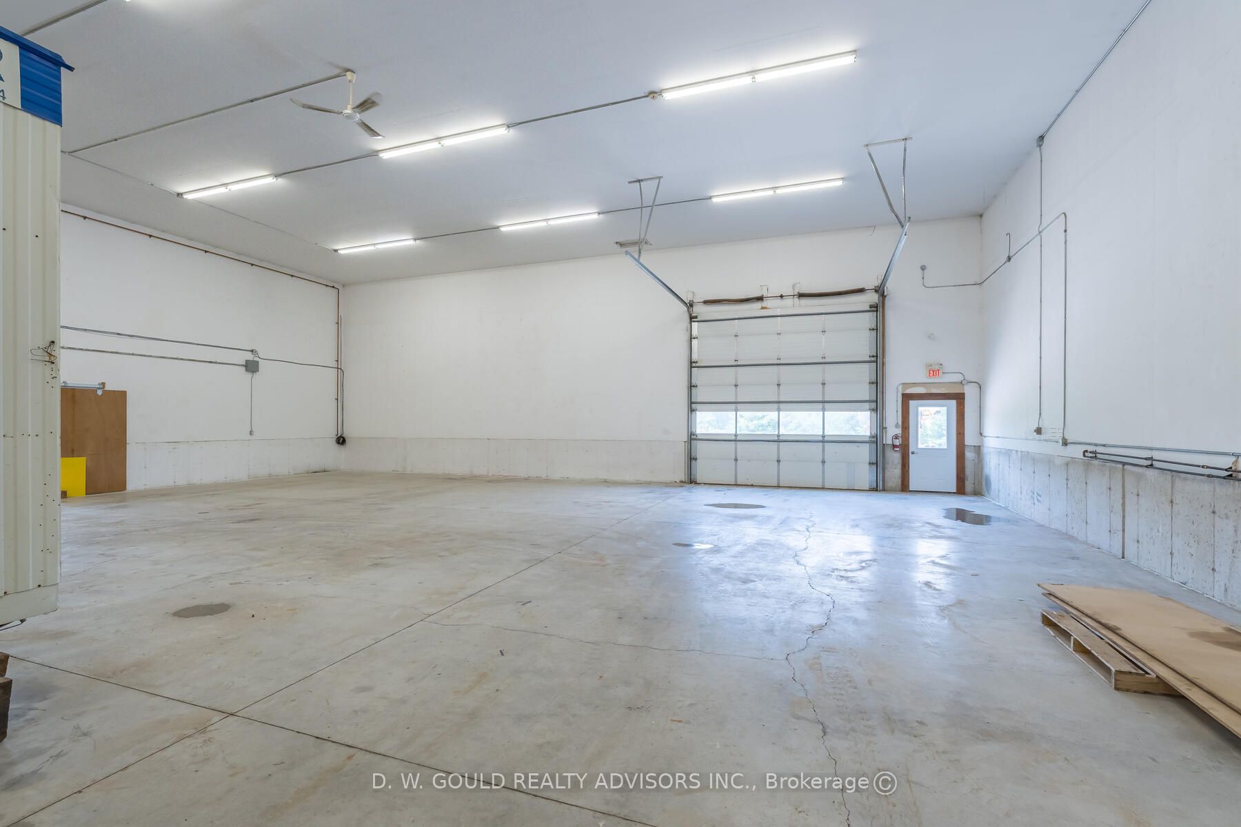 191279 Thirteen Line Property Photo 14
