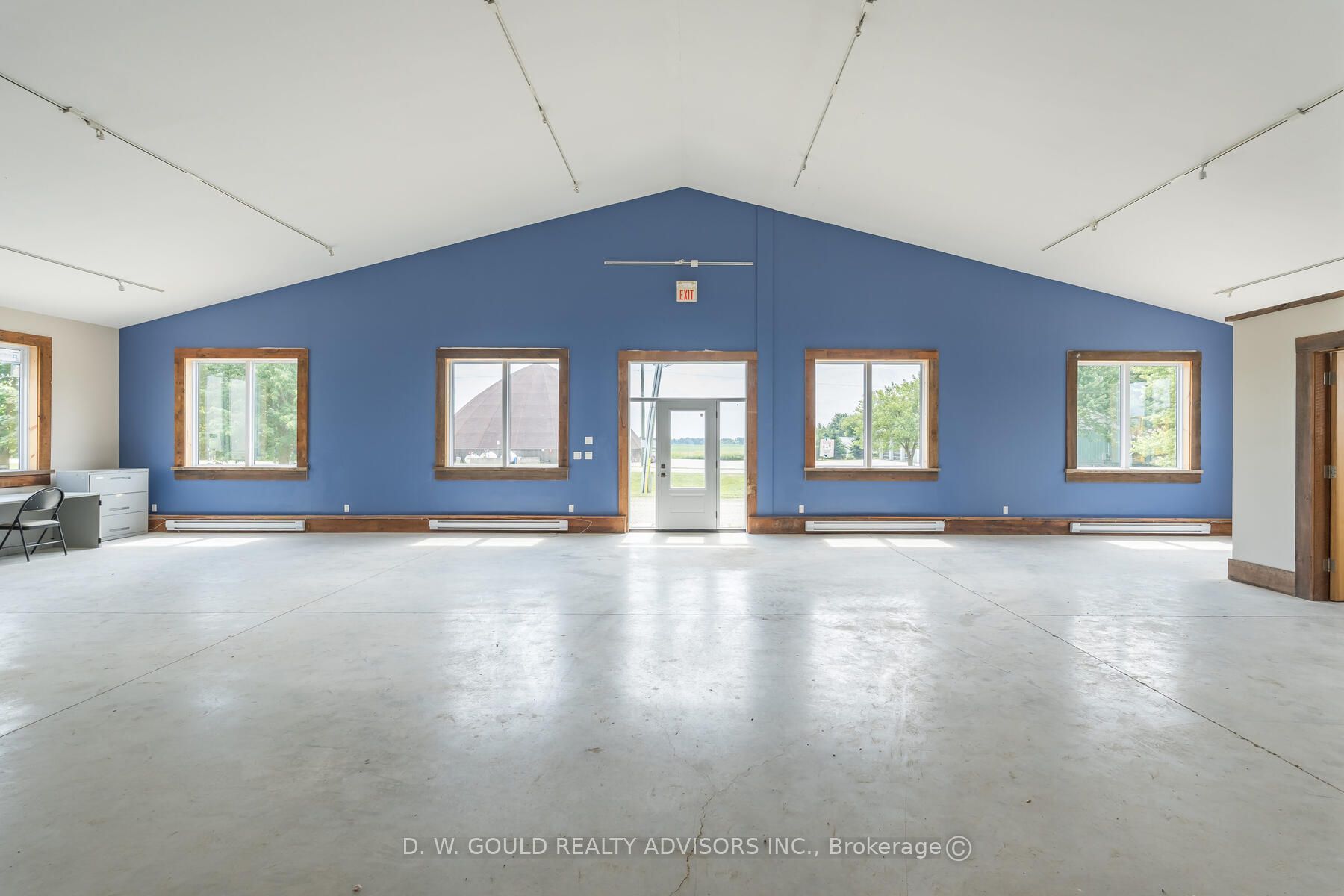 191279 Thirteen Line Property Photo 27