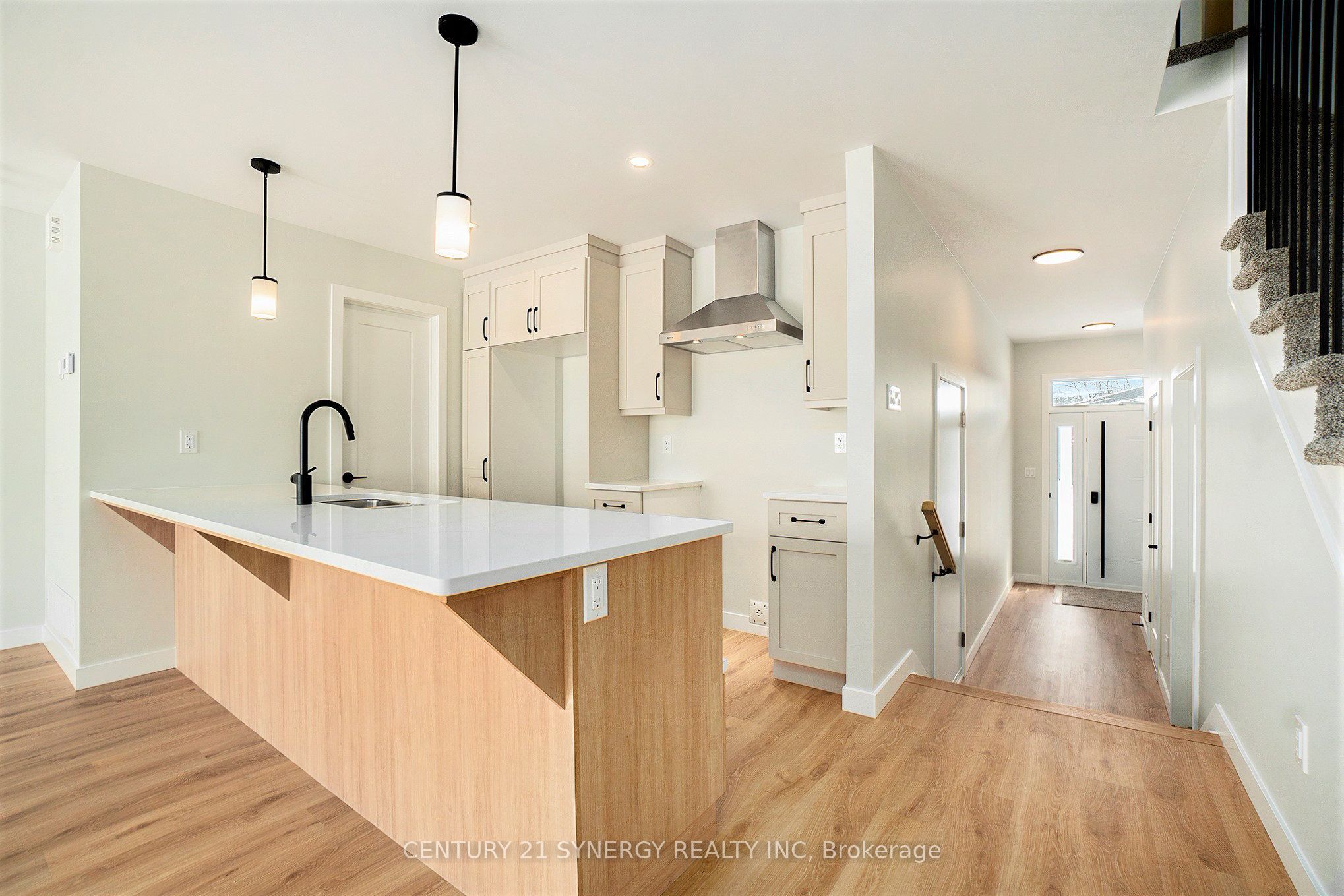 65 Villeneuve Street Property Photo 5