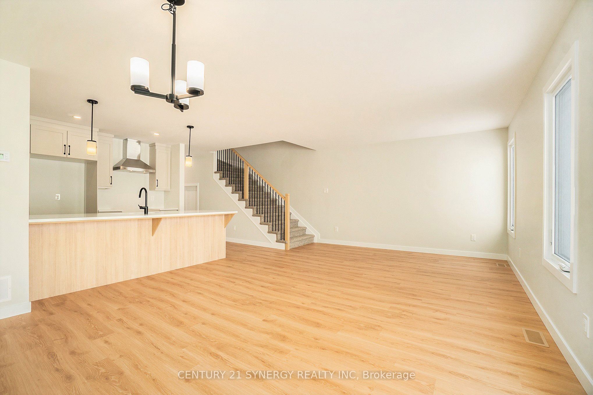 65 Villeneuve Street Property Photo 10